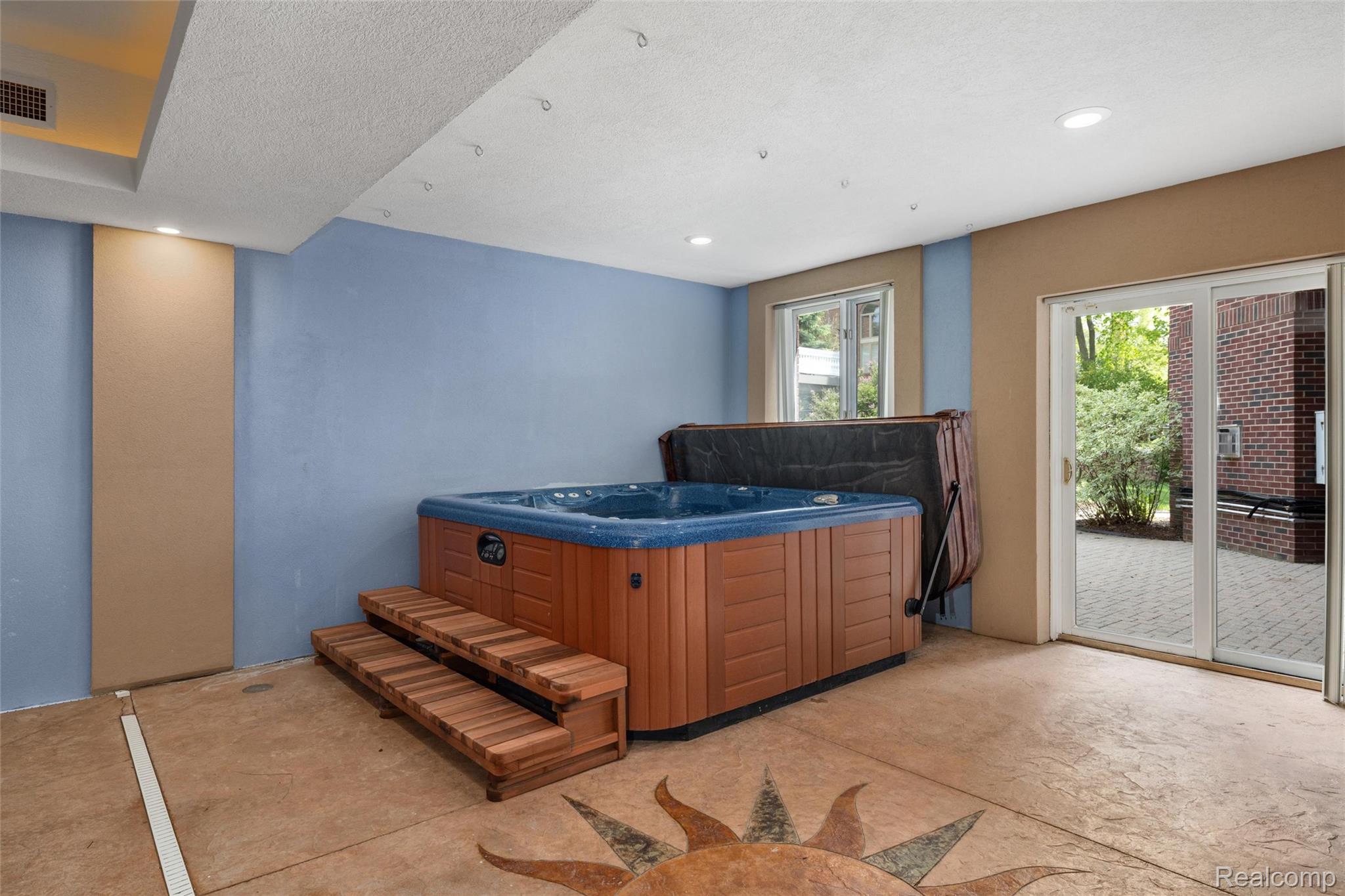 7432 Foxburg Court Property Photo 49