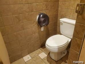 7455 Fenkell Street Property Photo 24