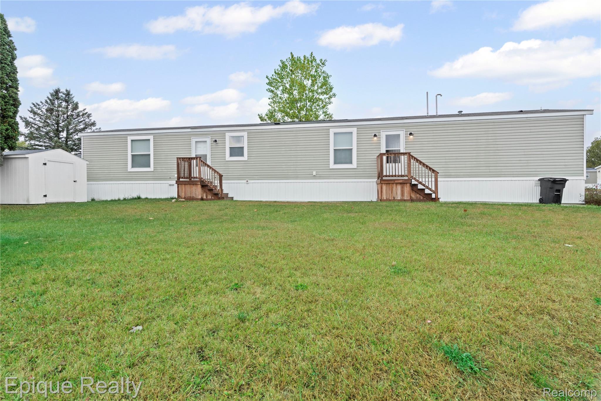 83 Elm Avenue Property Photo 1