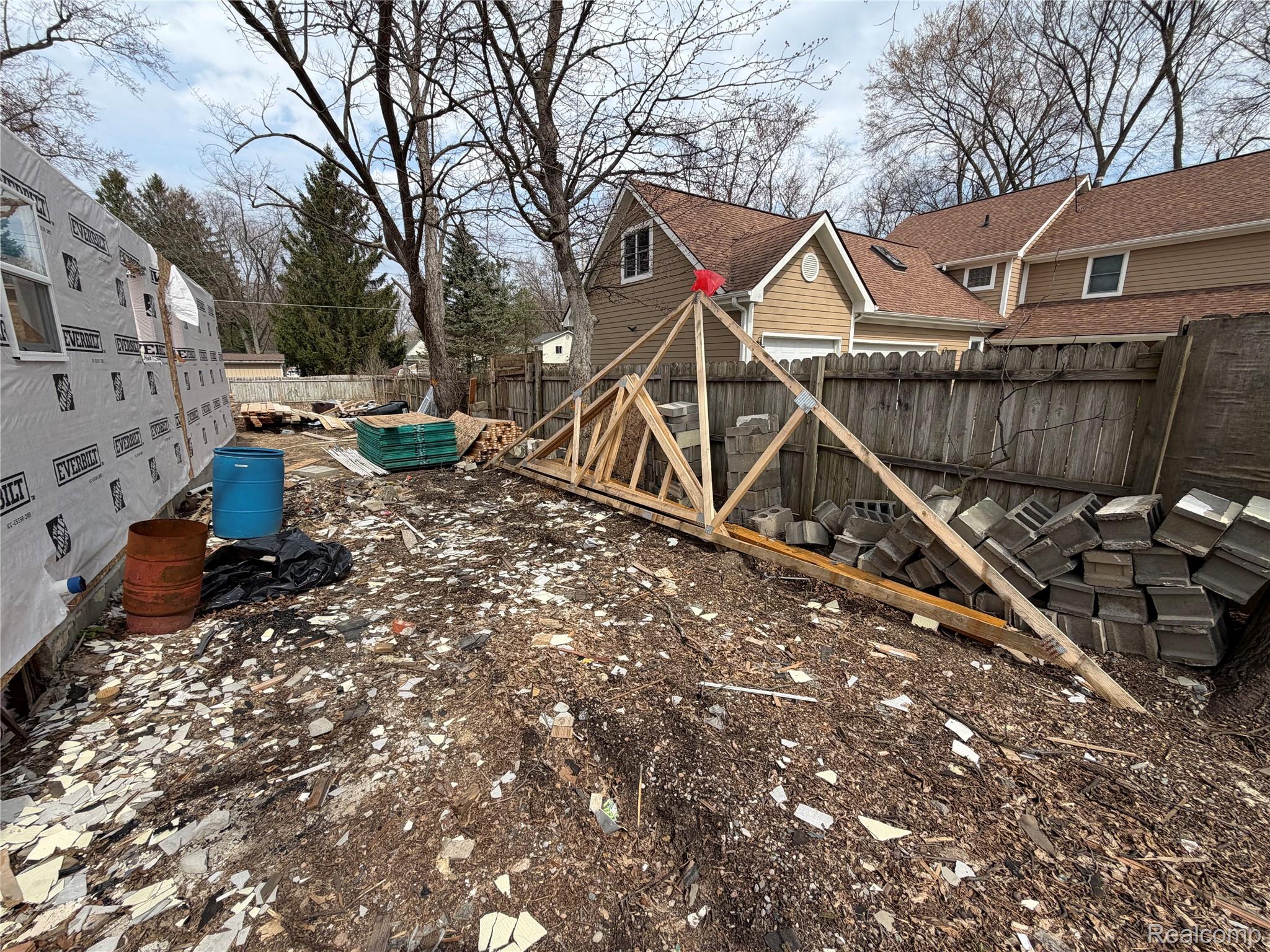 2935 Jackson Boulevard Property Photo 3