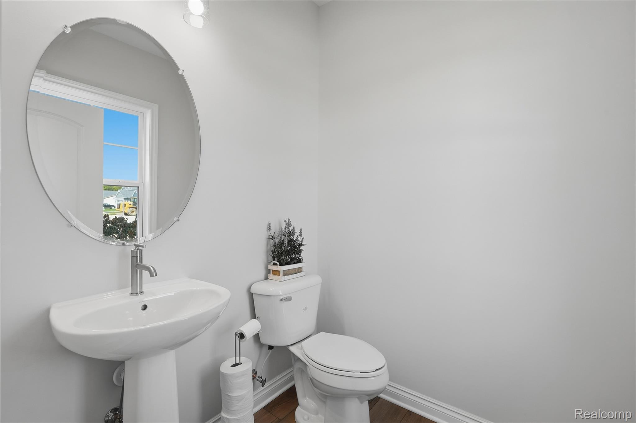 547 Jubilee Drive Property Photo 14