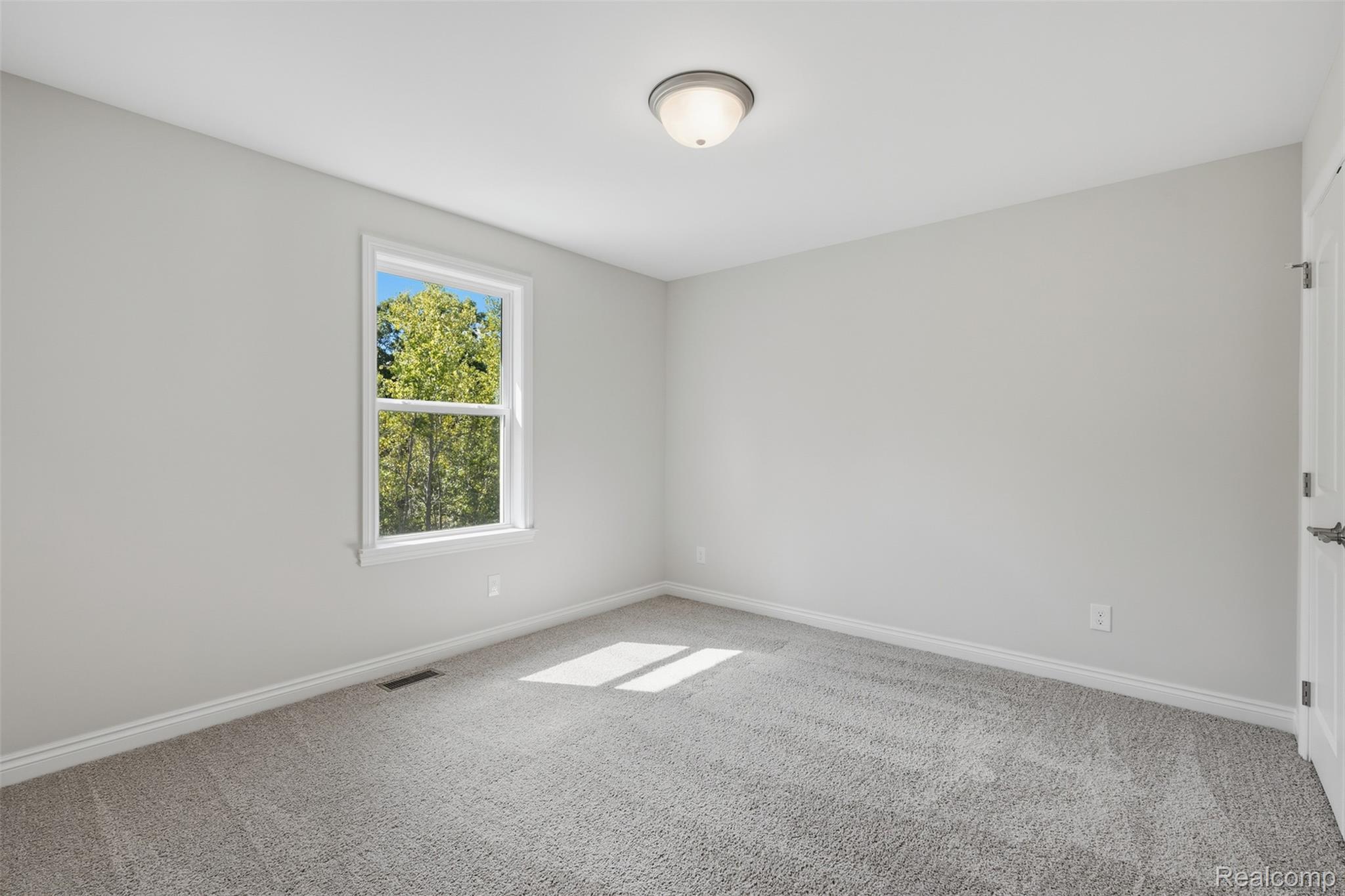 547 Jubilee Drive Property Photo 24