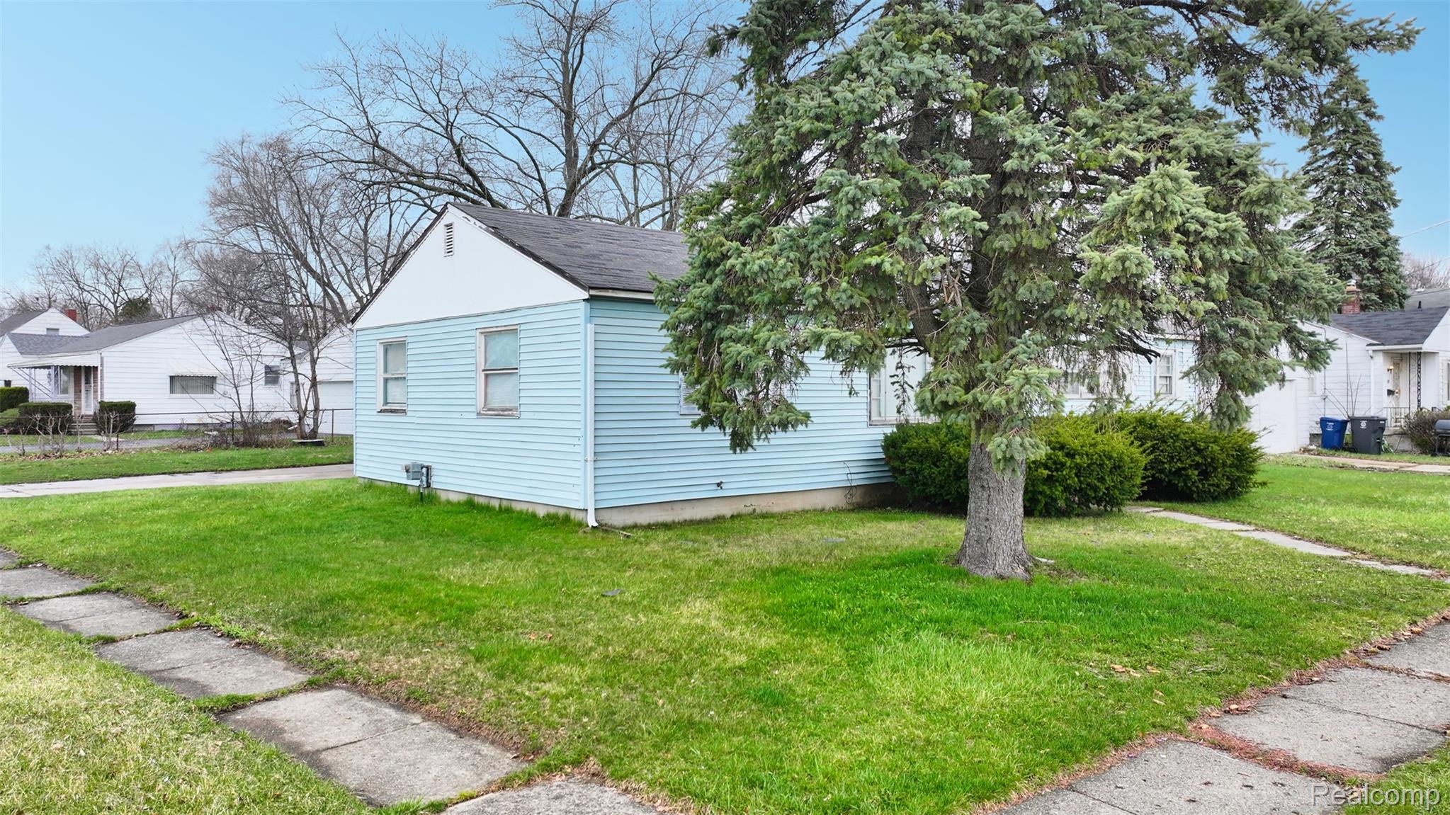 1301 Lavender Avenue Property Photo 4