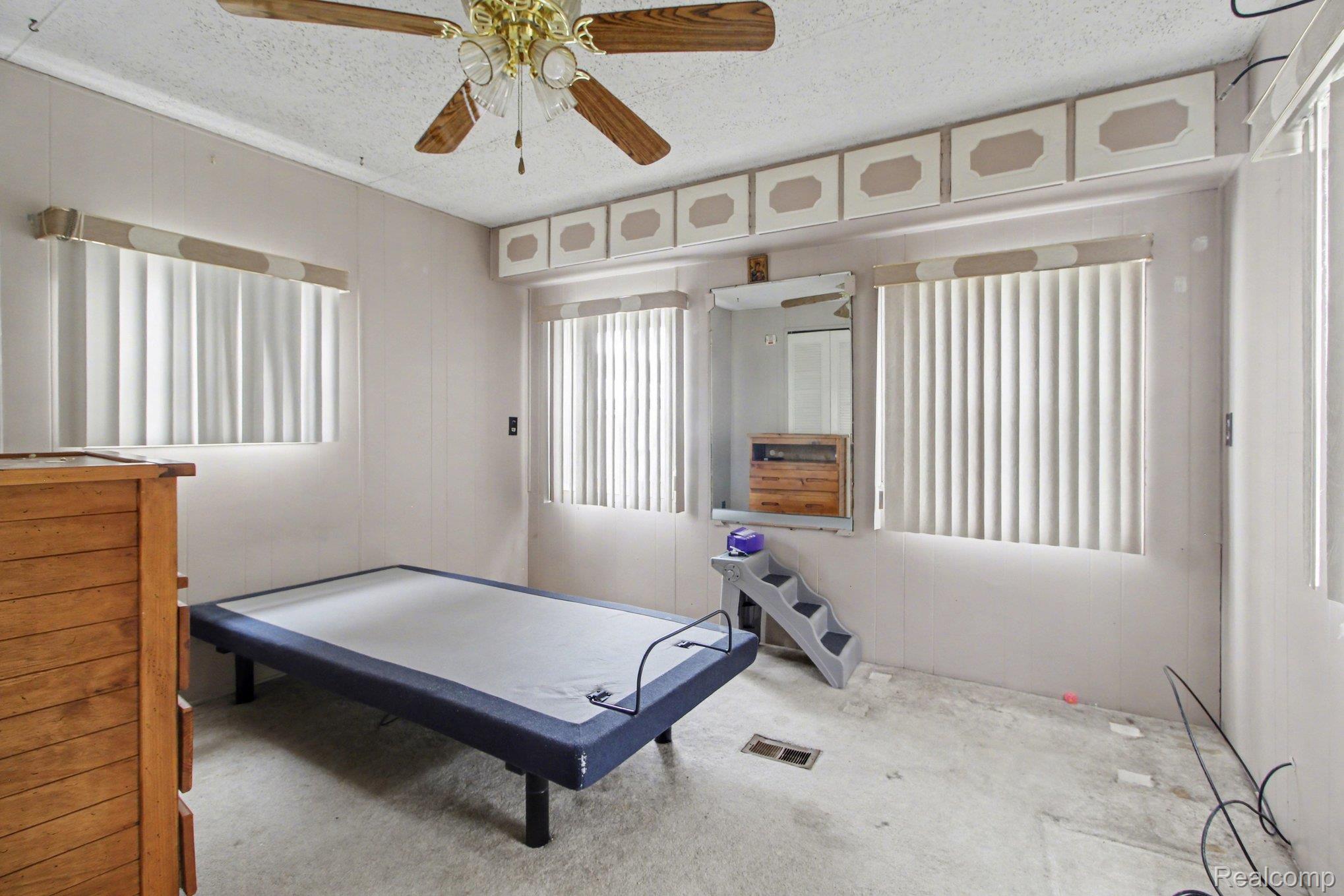 39500 Warren Rd #87 Property Photo 8