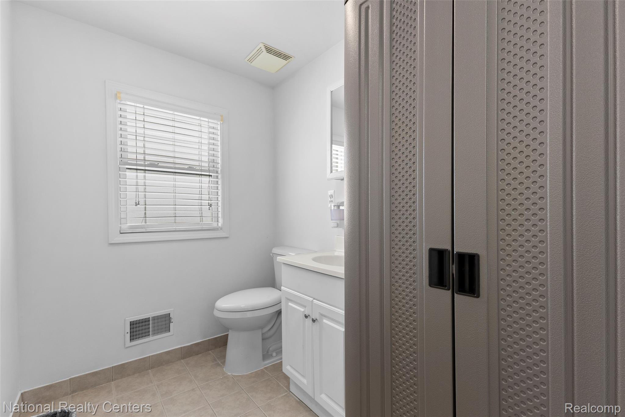 509 Elizabeth Lake Road Property Photo 15