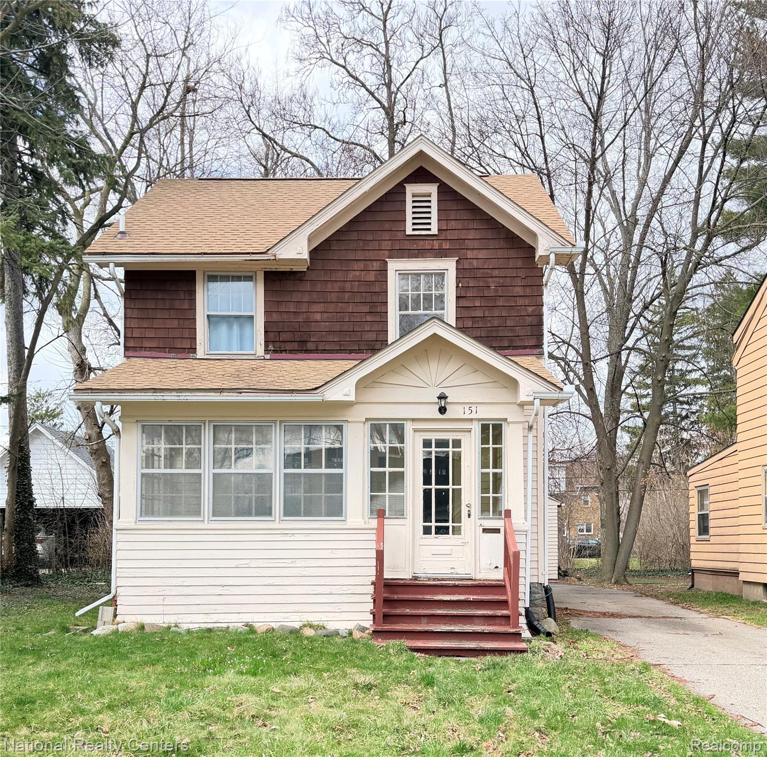 151 Kedzie Street Property Photo 1