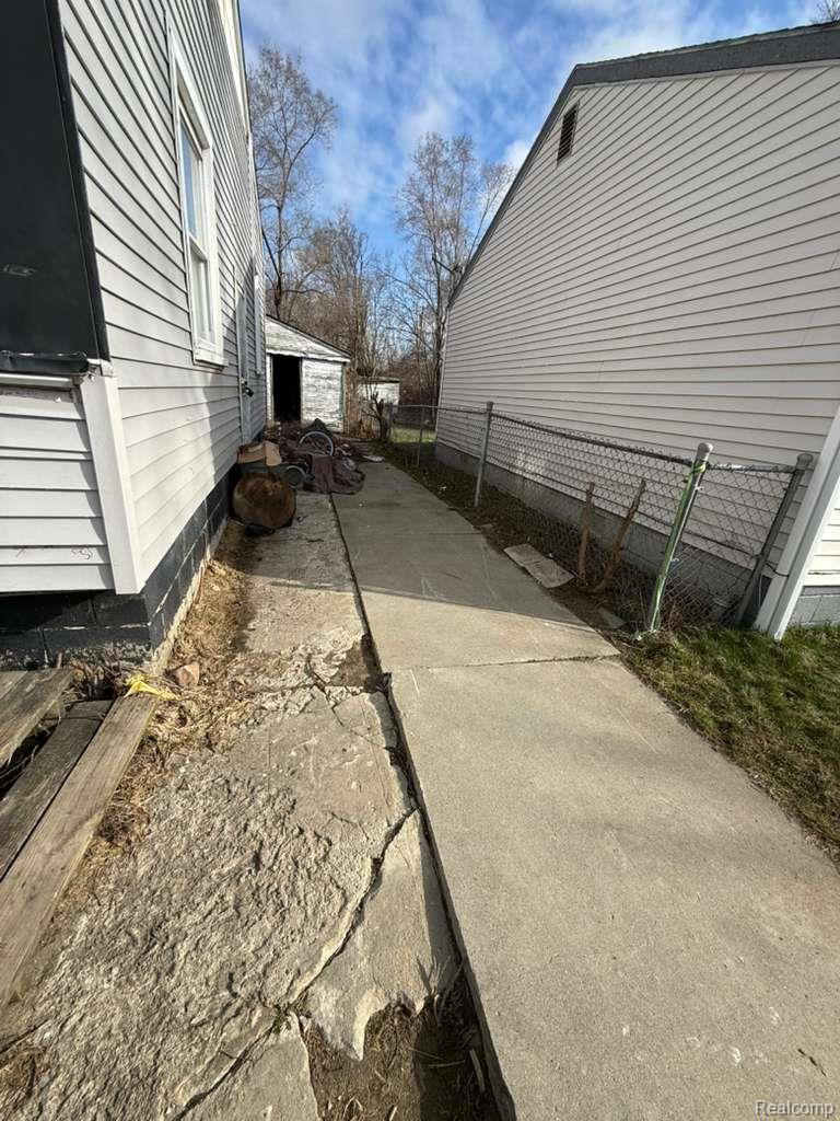 18936 Tireman Street Property Photo 10