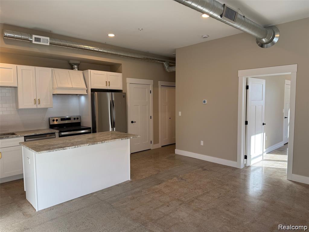 23742 Greater Mack Avenue Property Photo 2
