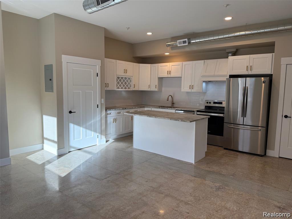 23742 Greater Mack Avenue Property Photo 3