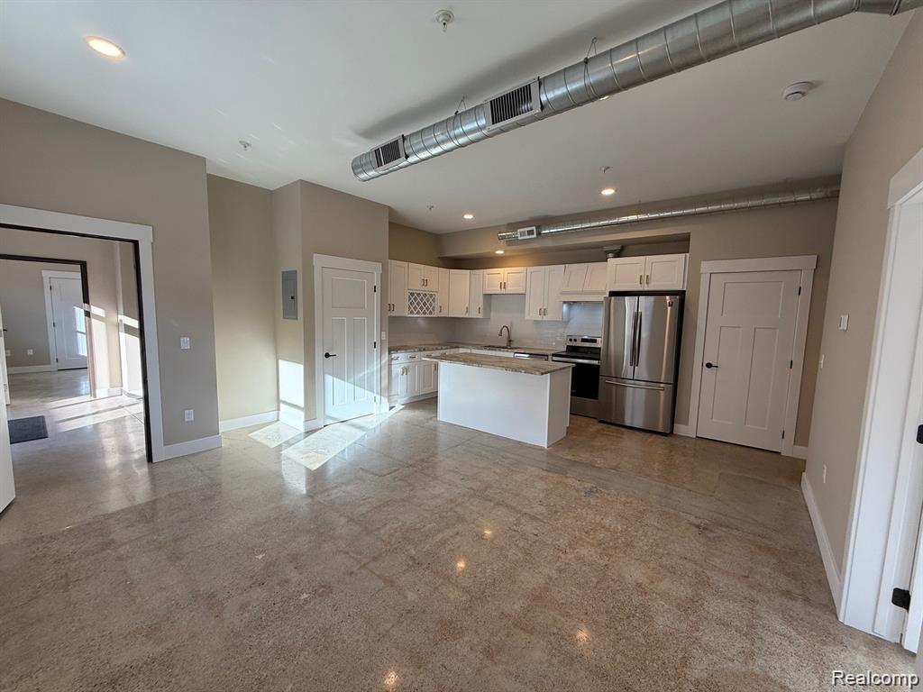 23742 Greater Mack Avenue Property Photo 4