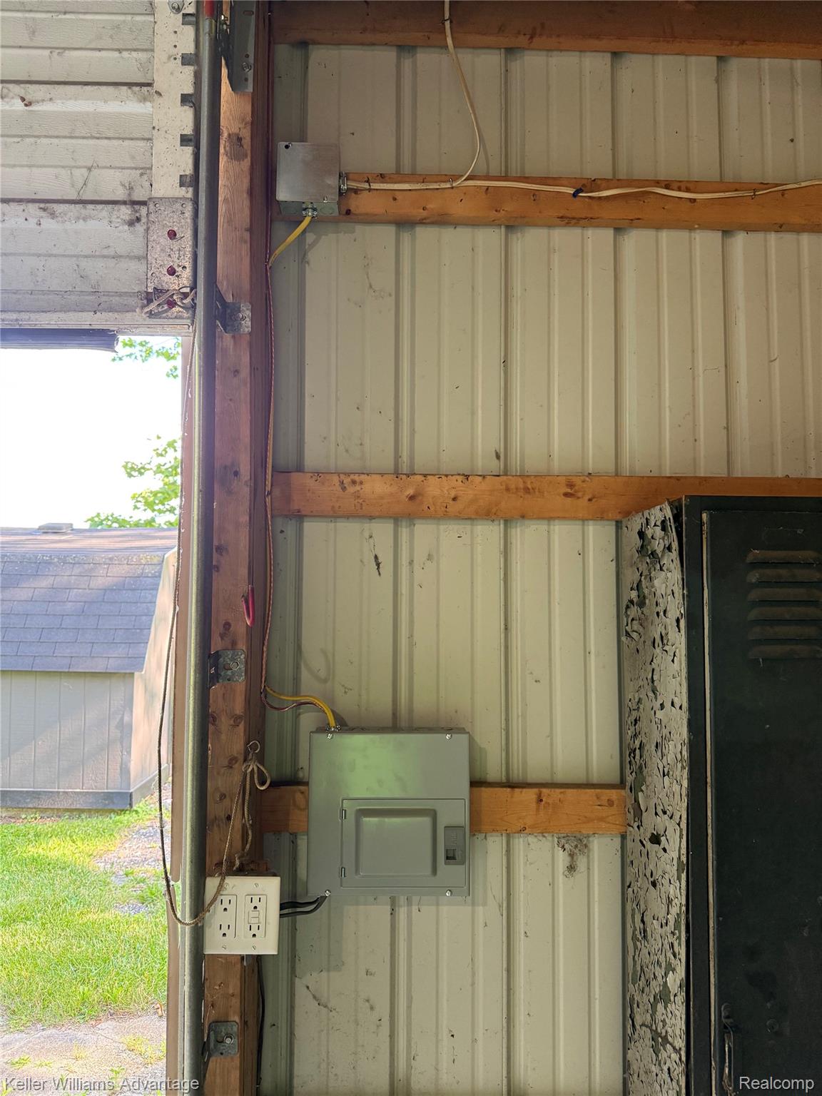 28800 Sibley Road Property Photo 64