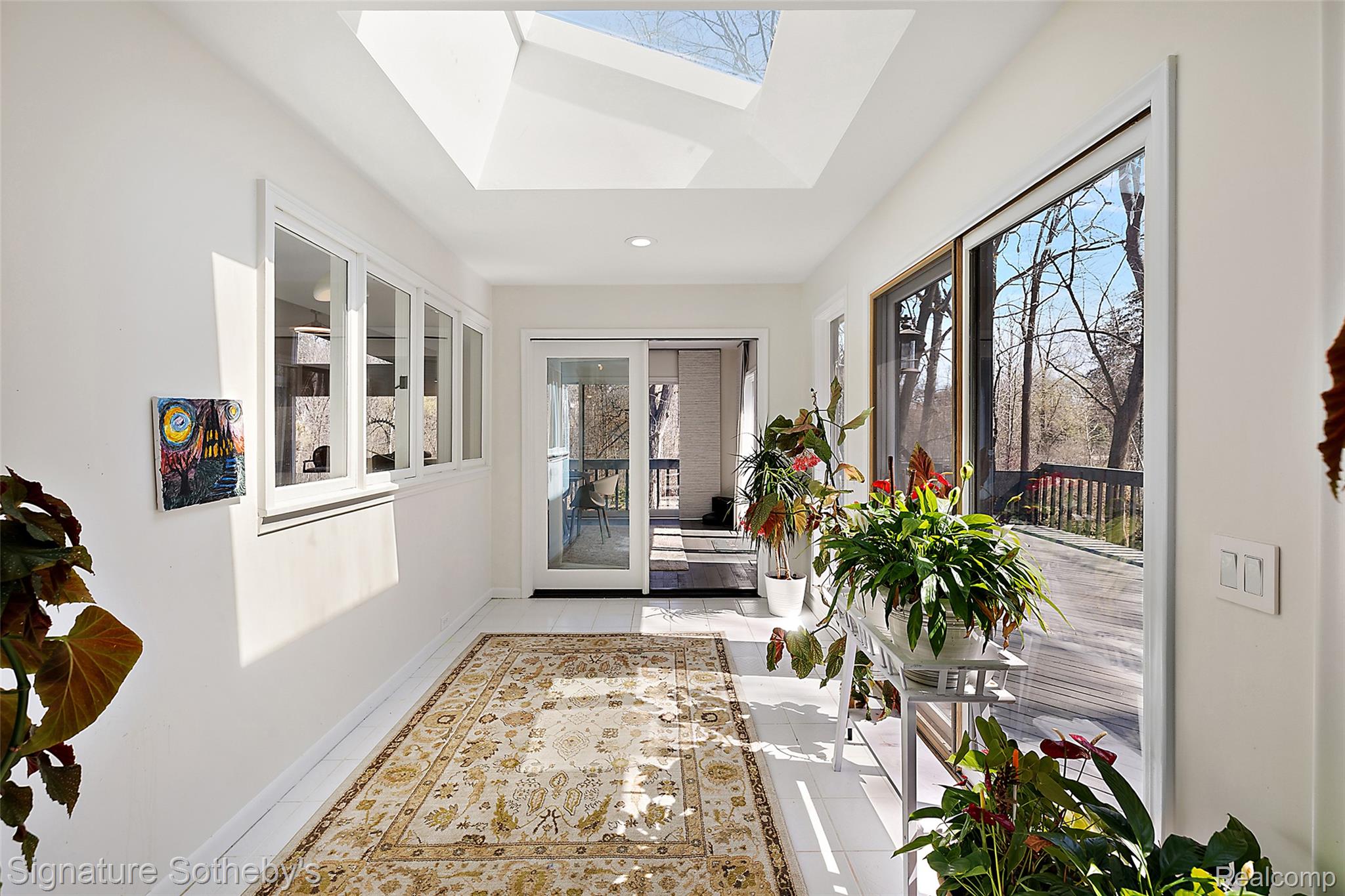 4650 Lahser Road Property Photo 19