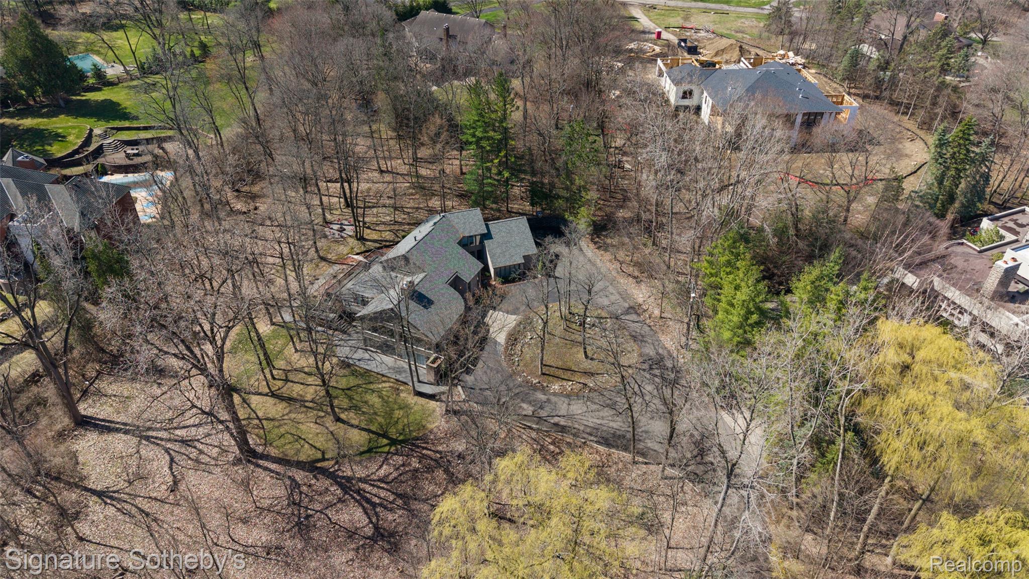 4650 Lahser Road Property Photo 53