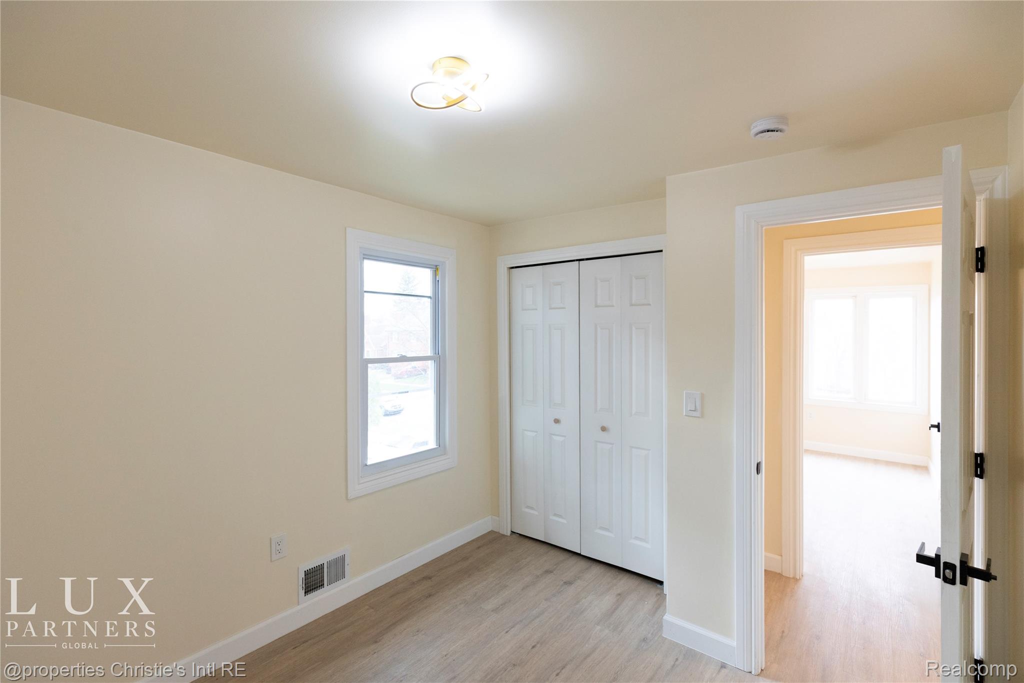 18516 Prairie Street Property Photo 16