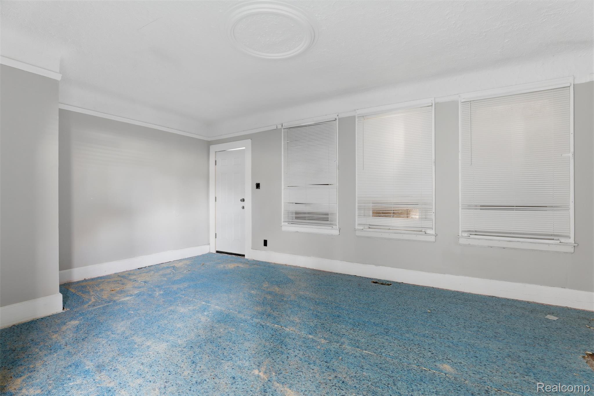 16188 Lawton Street Property Photo 4