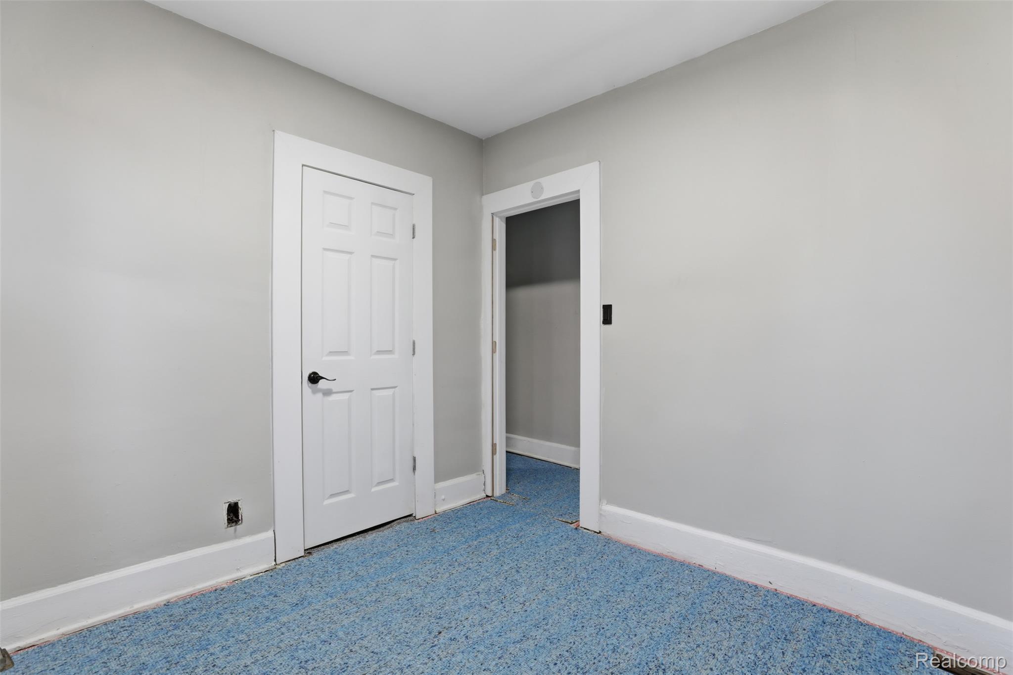 16188 Lawton Street Property Photo 12