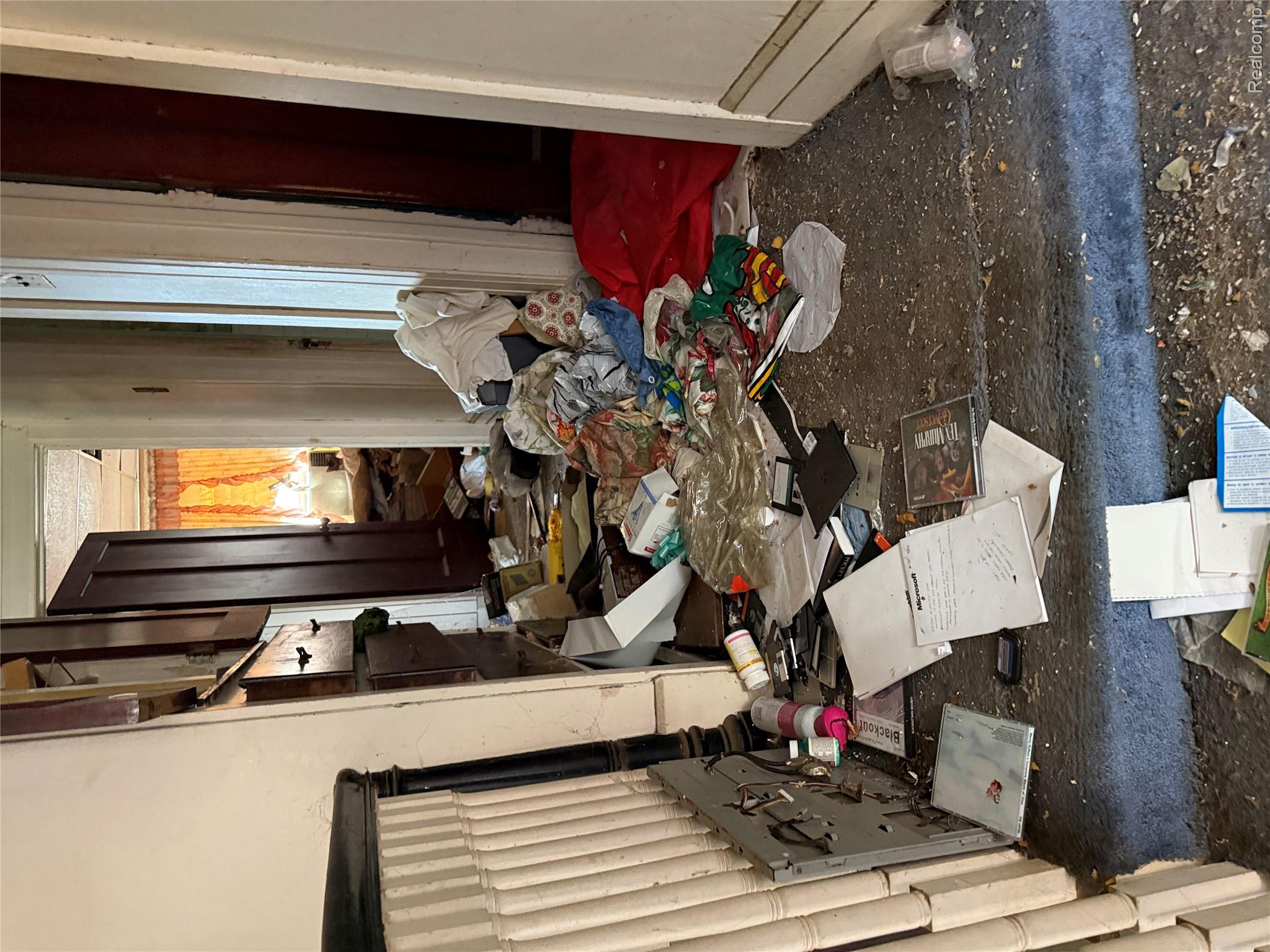 931 Ashland Street Property Photo 17
