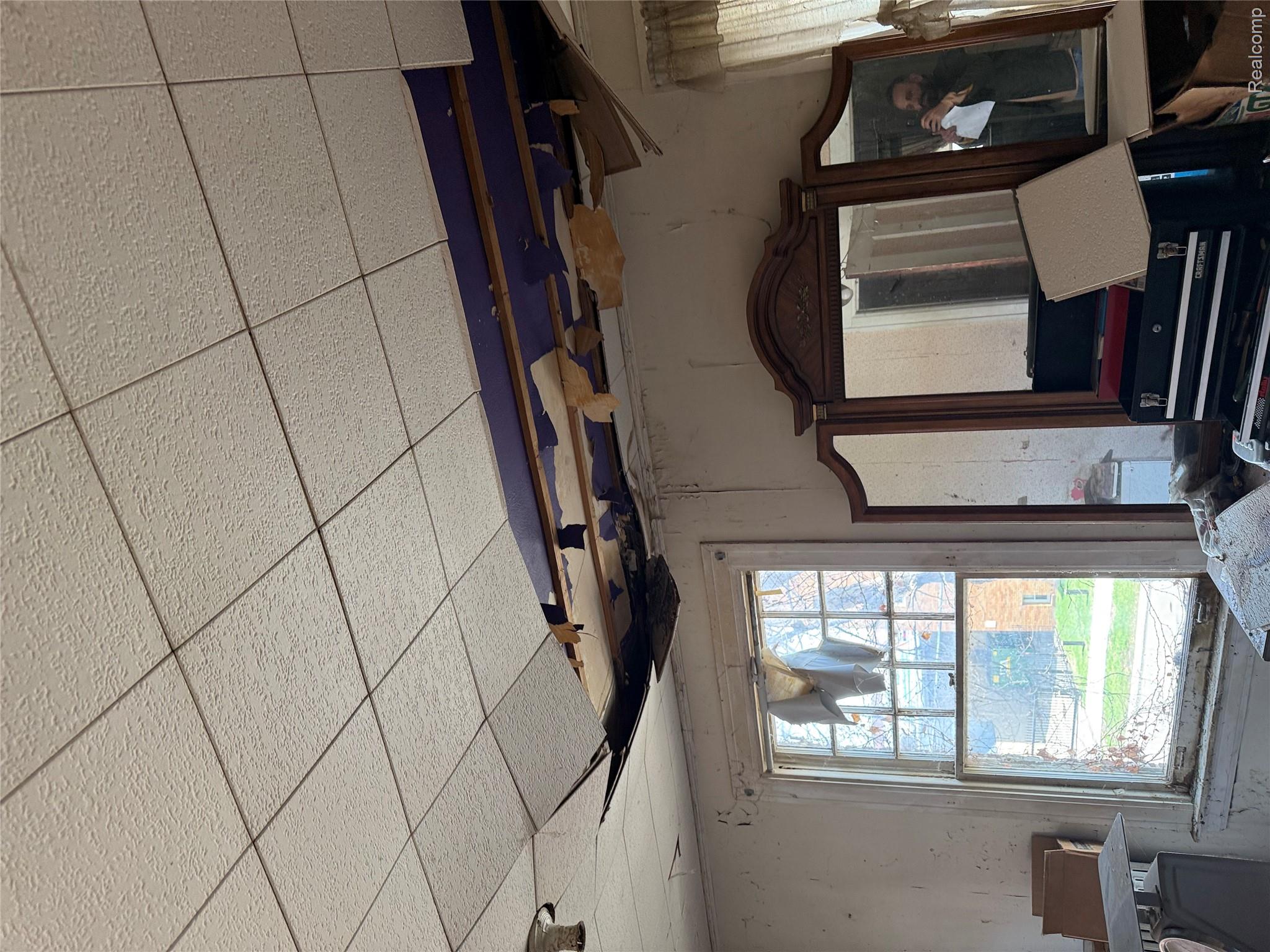931 Ashland Street Property Photo 27