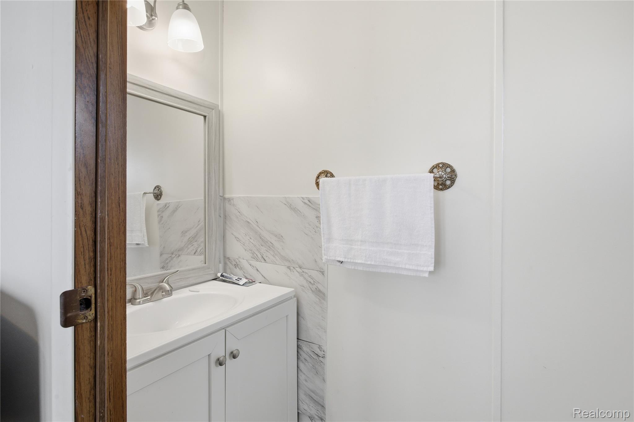 25716 Jackson St Property Photo 26