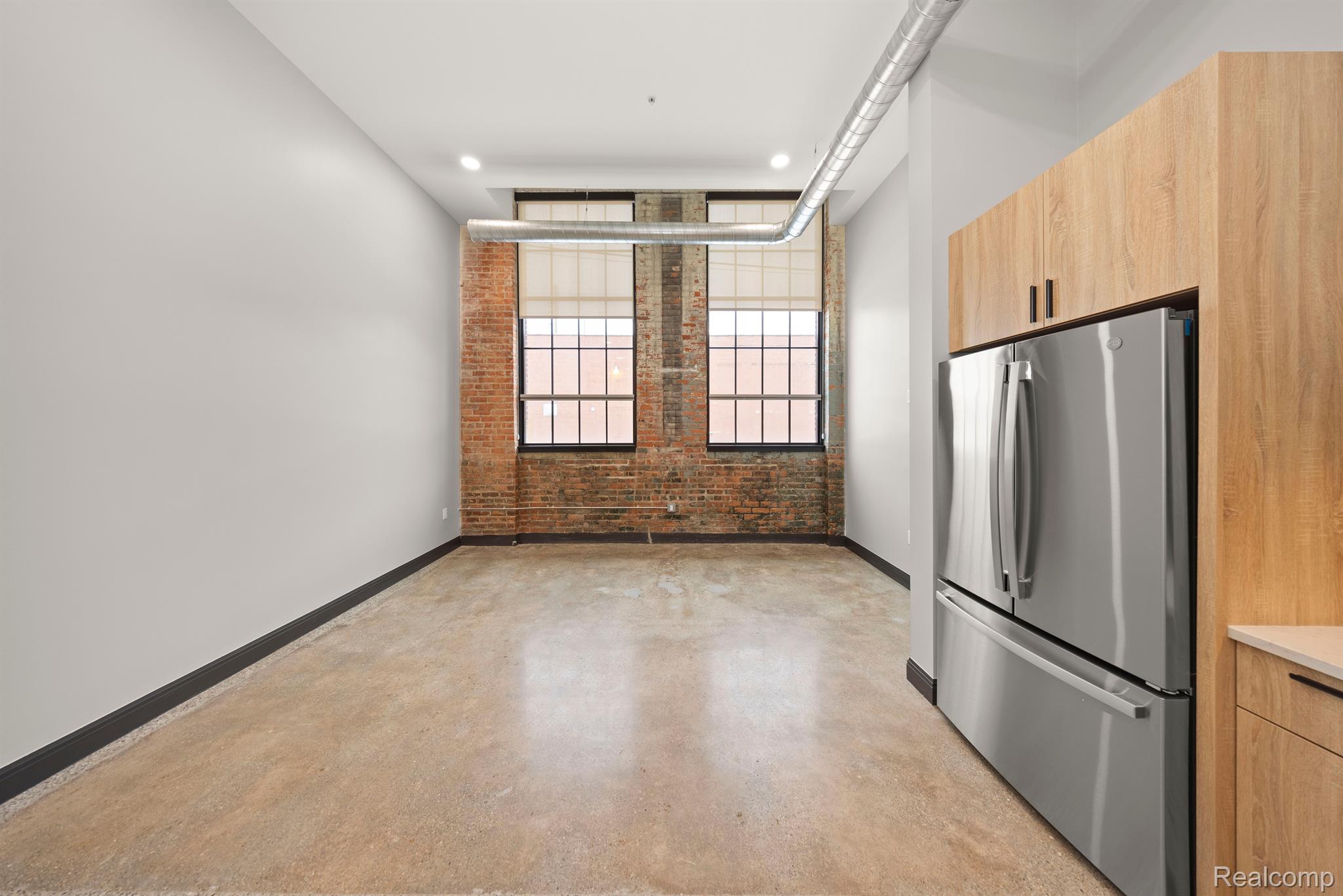 603 E Milwaukee Street 103 Property Photo 14