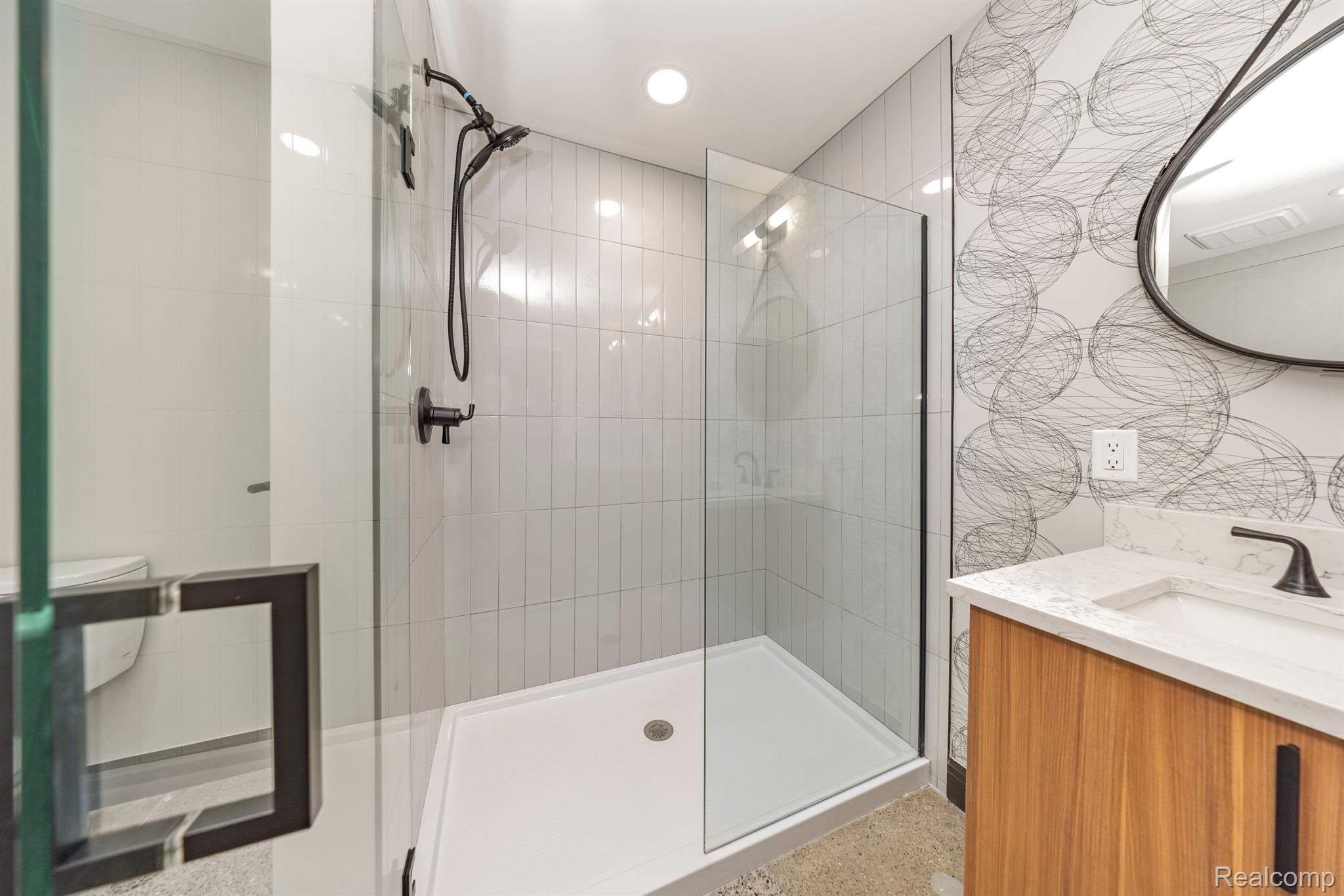 603 E Milwaukee Street 103 Property Photo 16