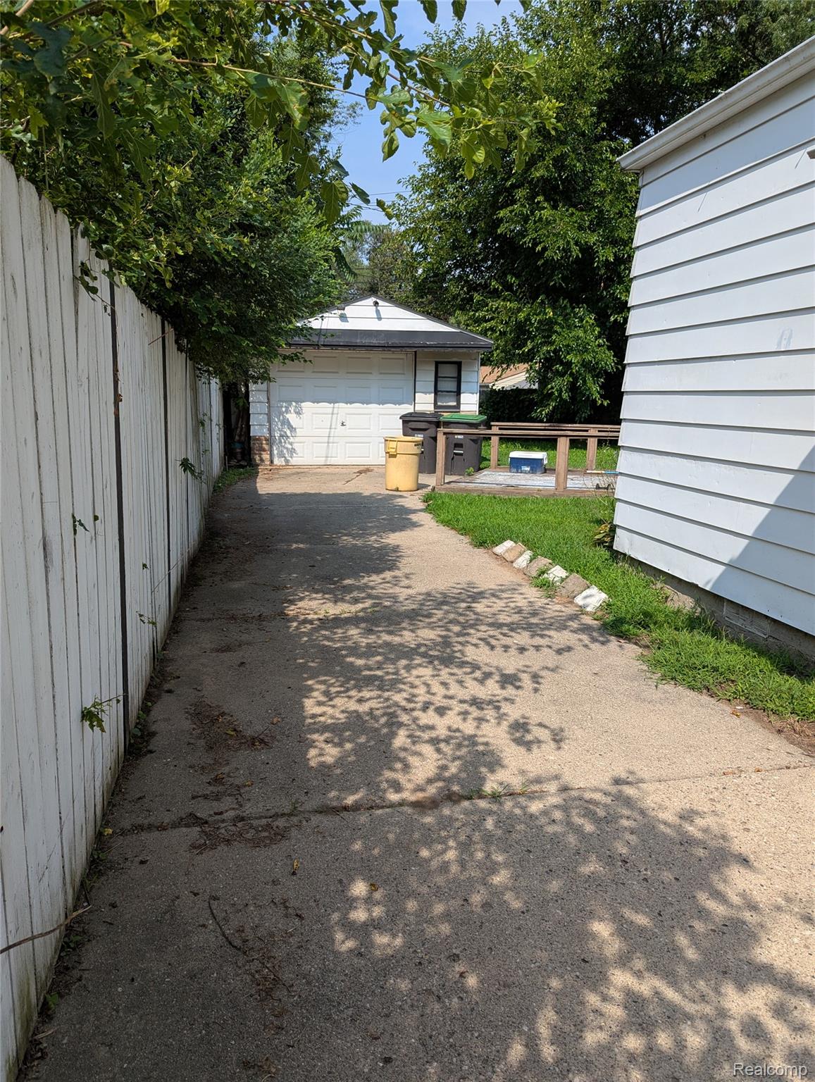 6430 Banner Street Property Photo 2