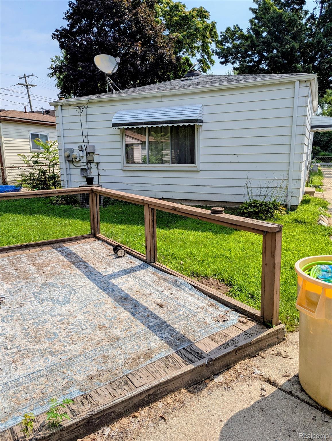 6430 Banner Street Property Photo 4