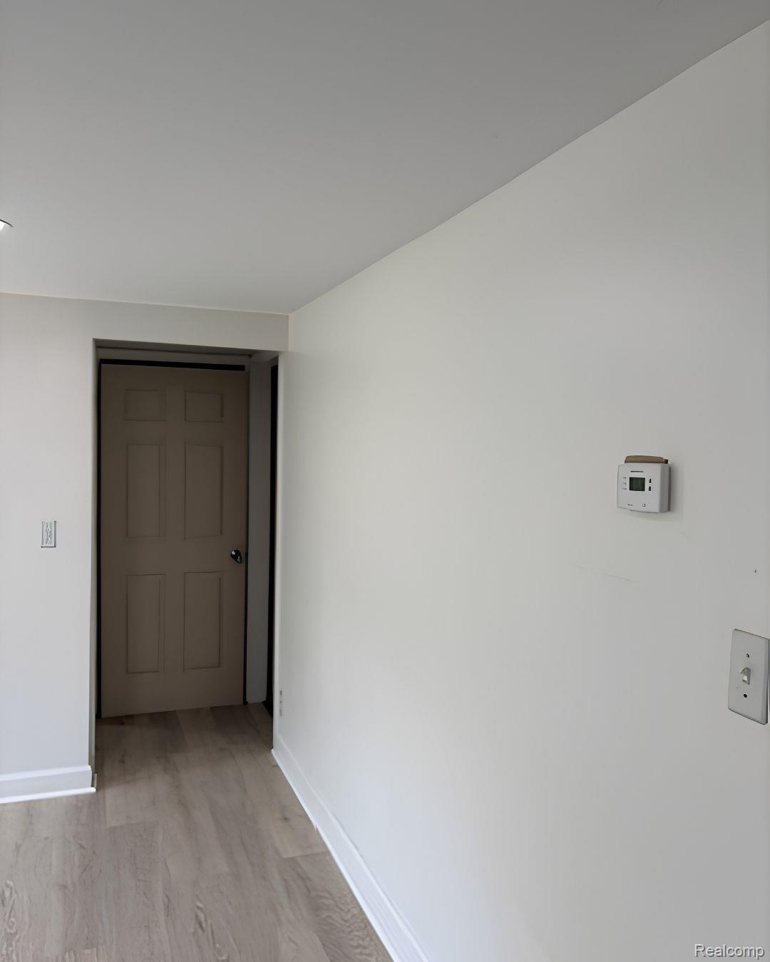 7189 Lakeshore Road Property Photo 13