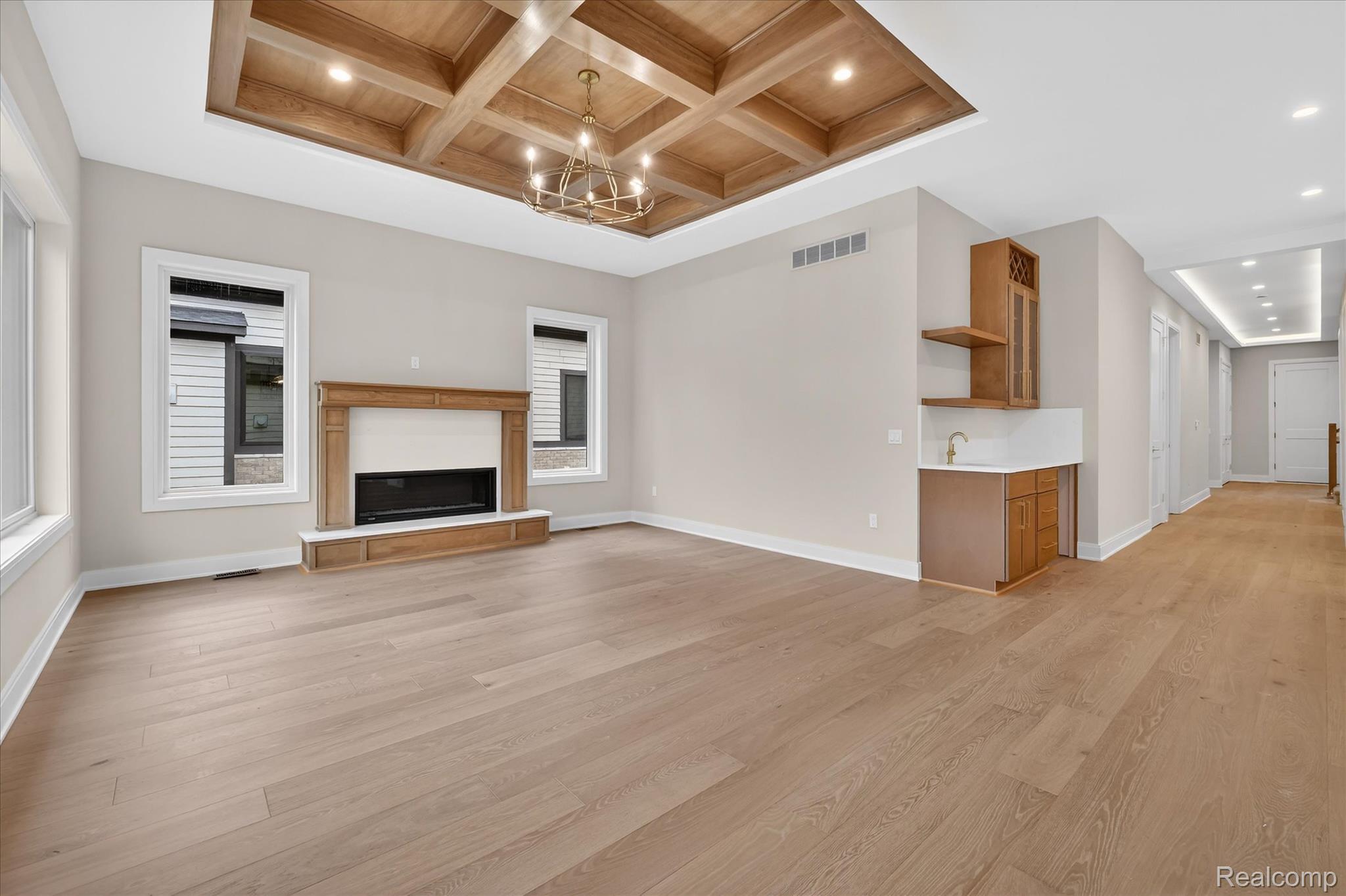 546 Maplehill Road Property Photo 12