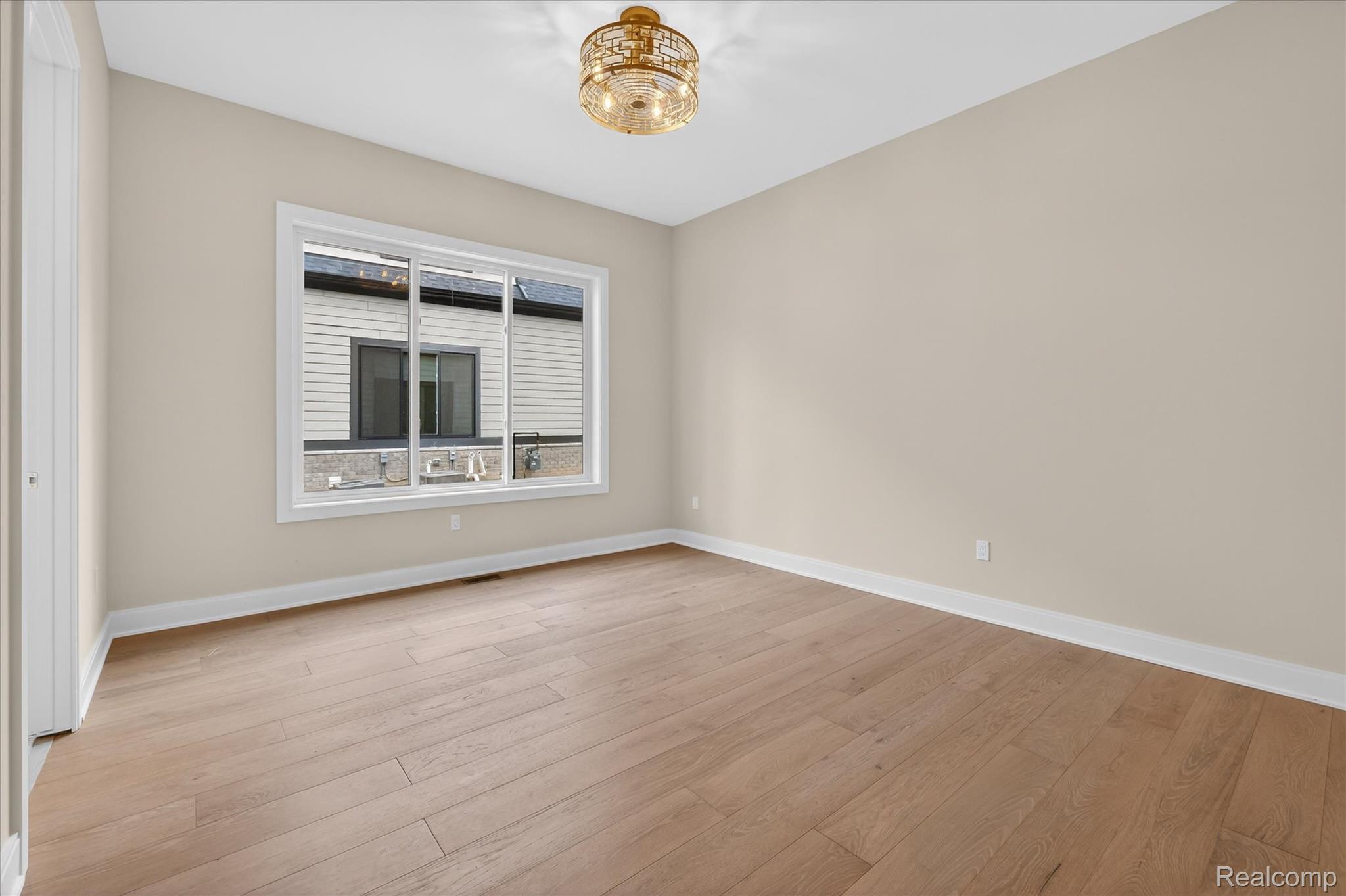 546 Maplehill Road Property Photo 20
