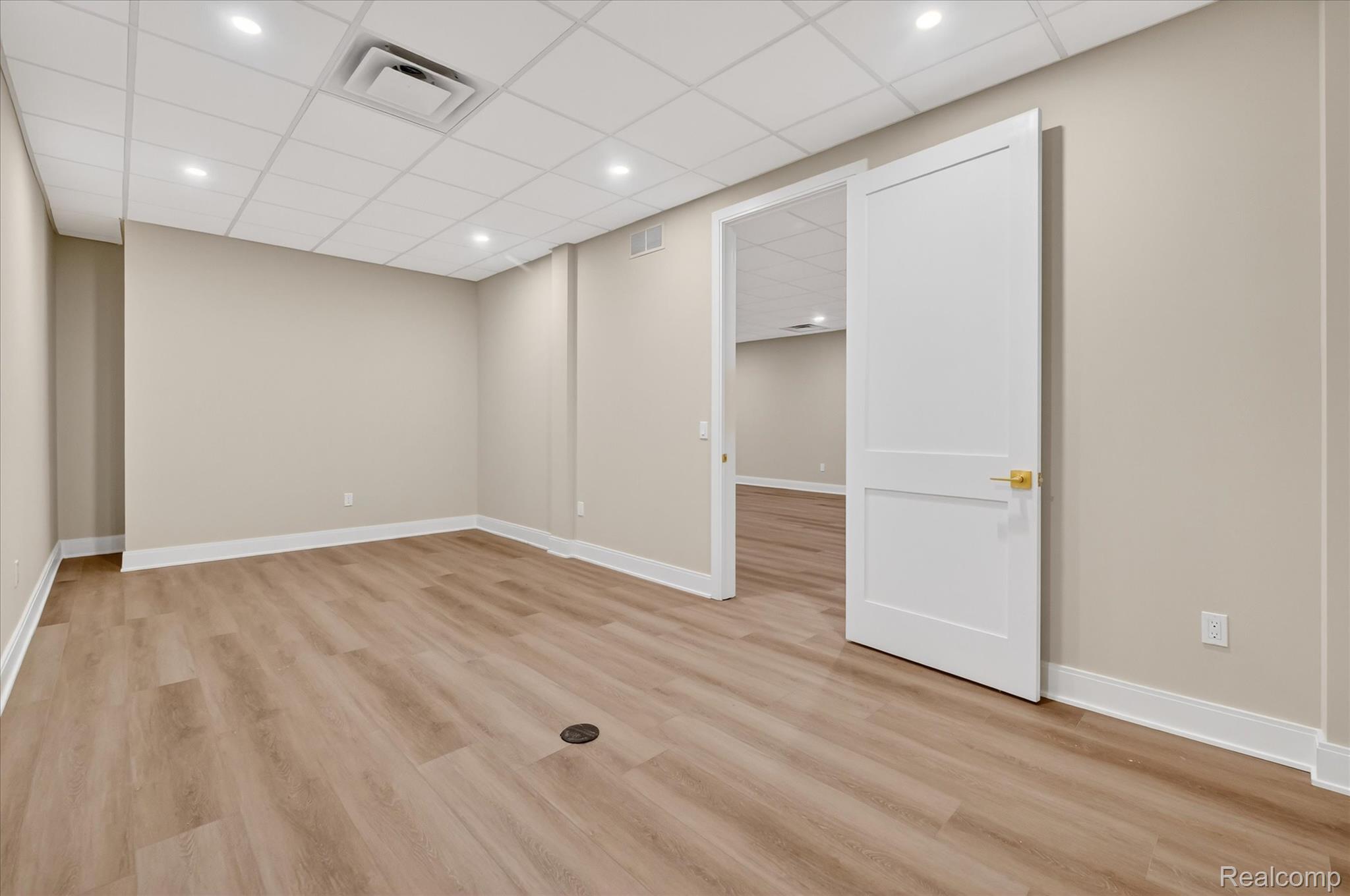 546 Maplehill Road Property Photo 43