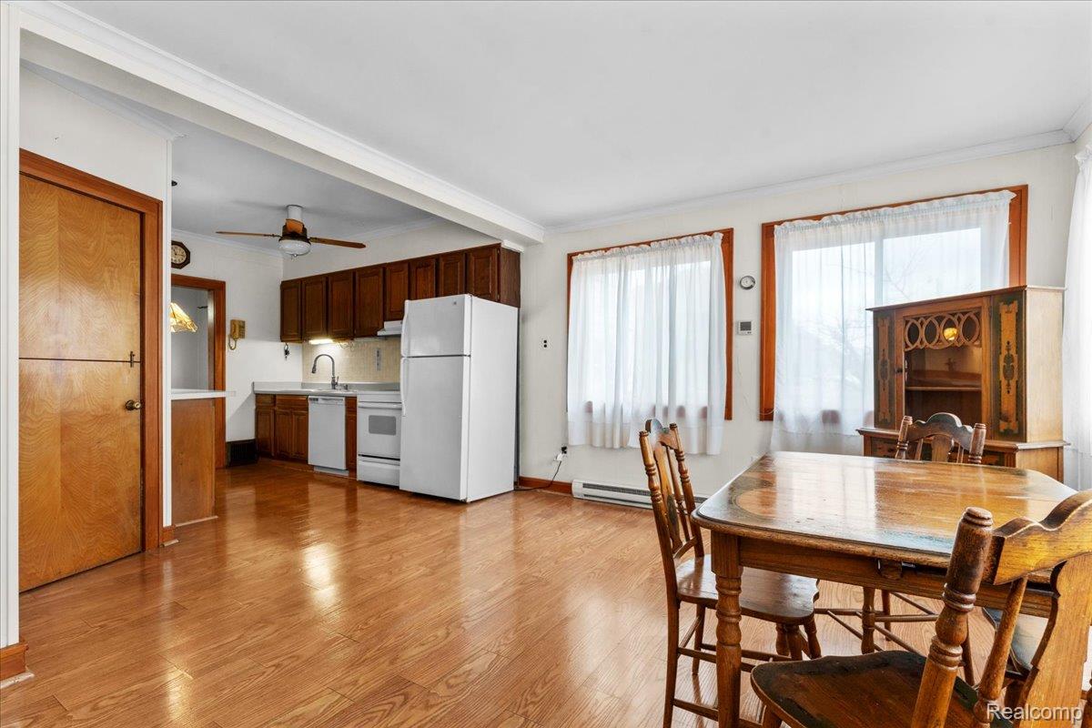 133 Oak Street Property Photo 12
