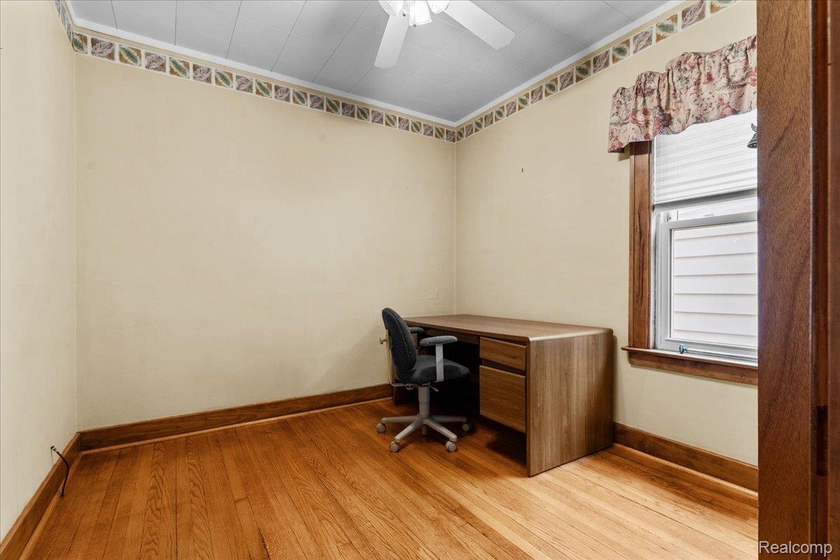 133 Oak Street Property Photo 13