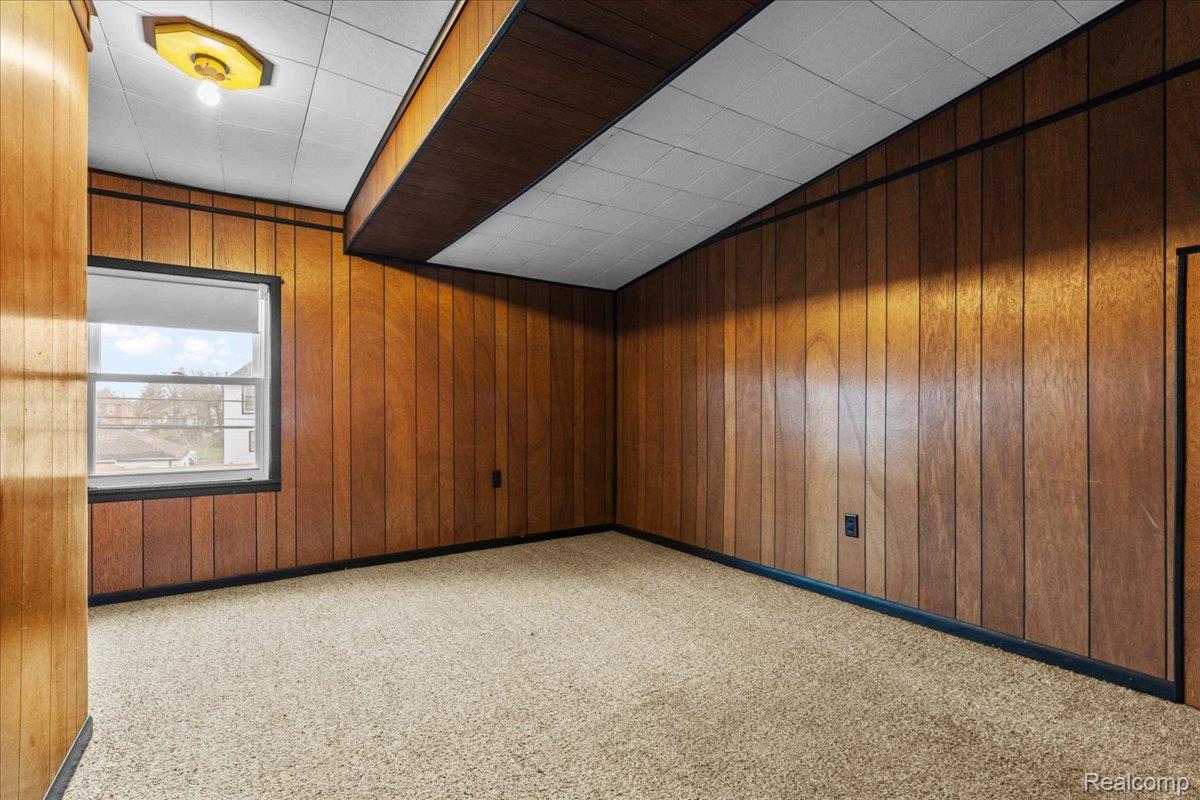 133 Oak Street Property Photo 18