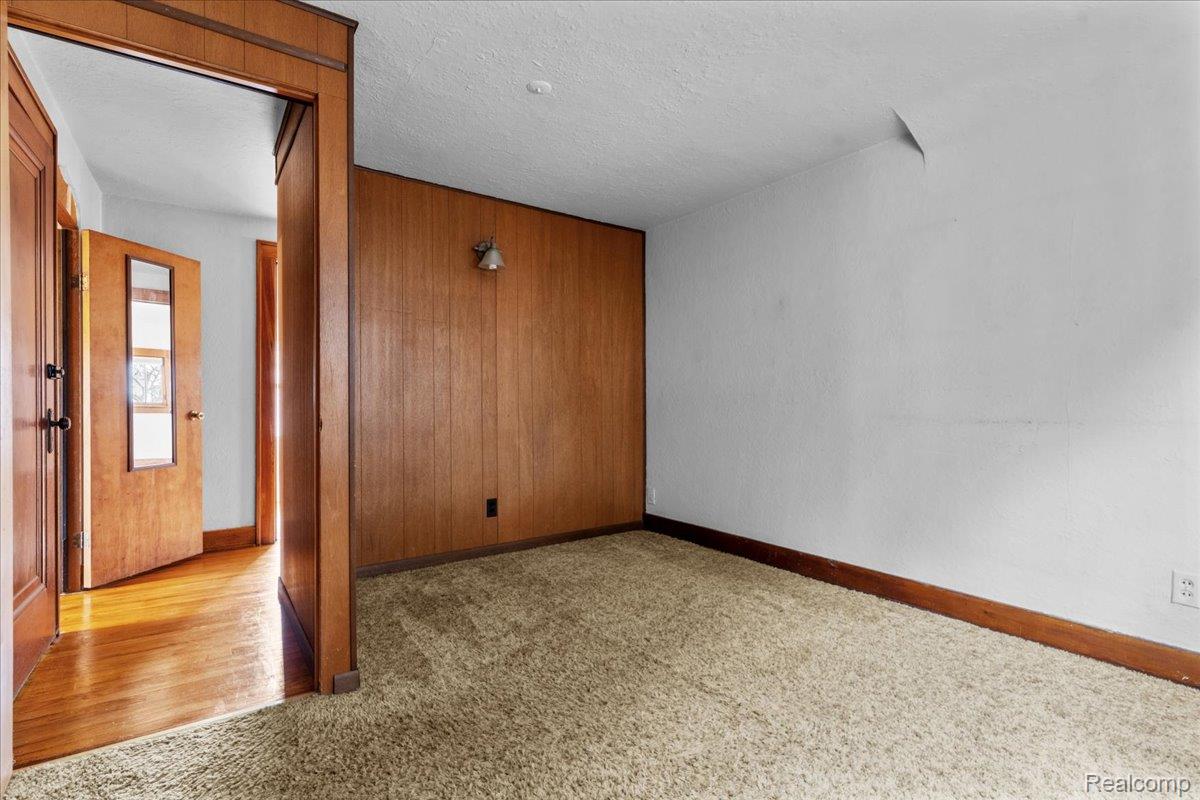 133 Oak Street Property Photo 20