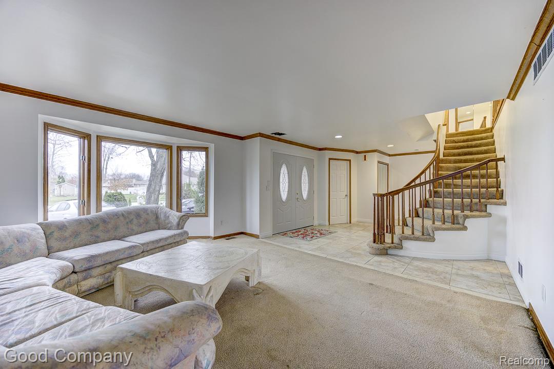 38092 Westchester Road Property Photo 2