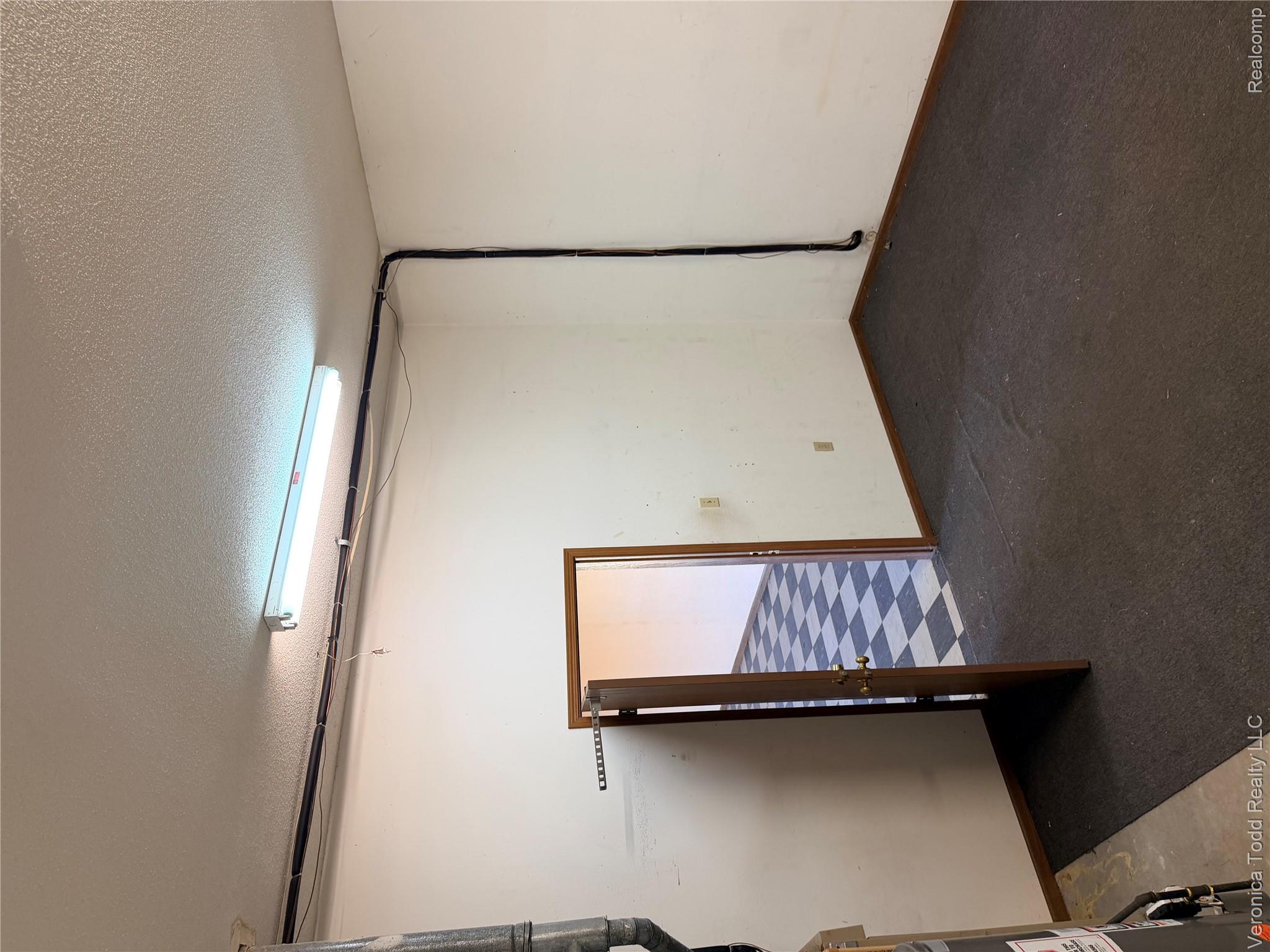 2533 S Getty Street Property Photo 10