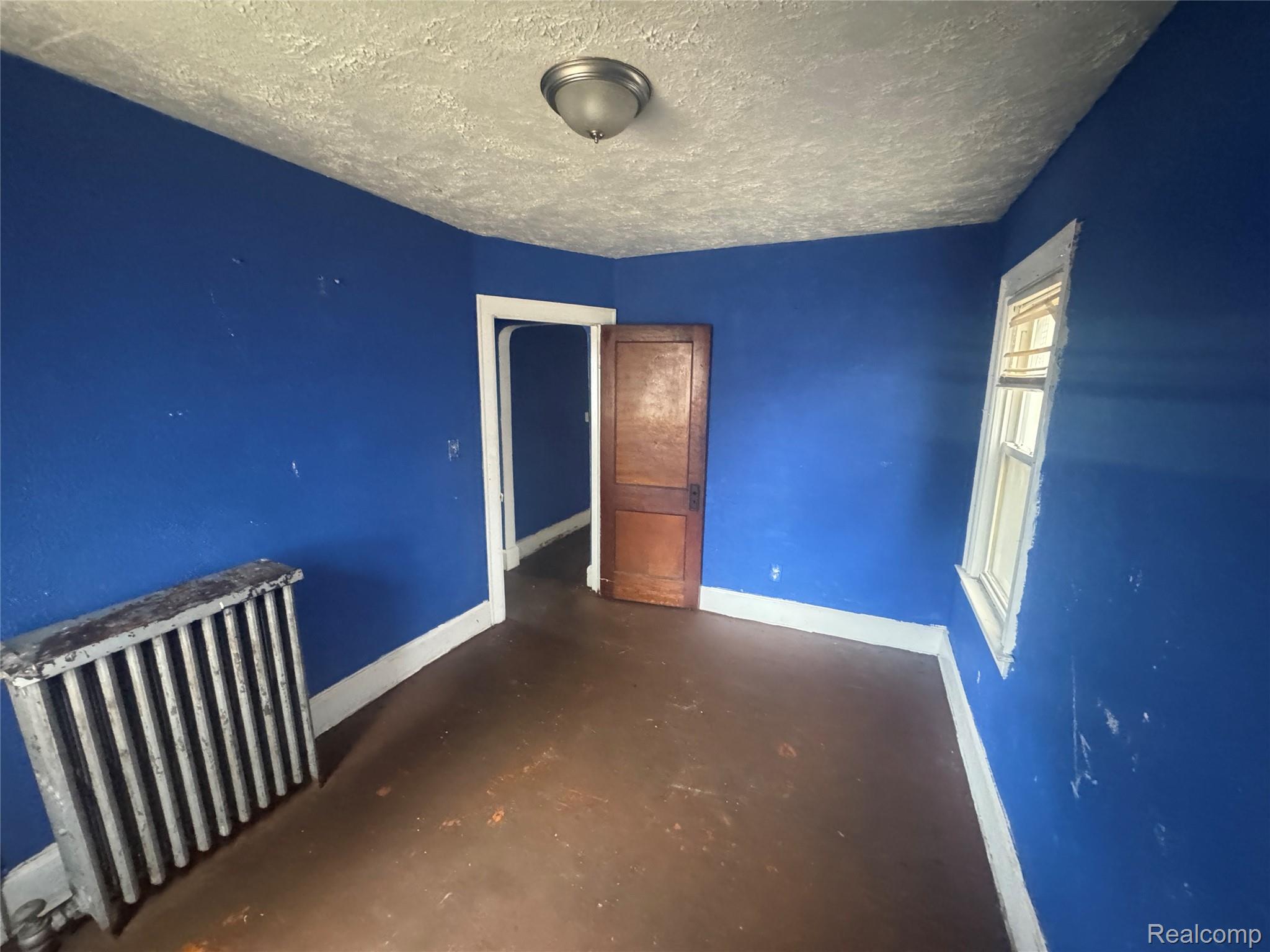 15416 Snowden Street Property Photo 15