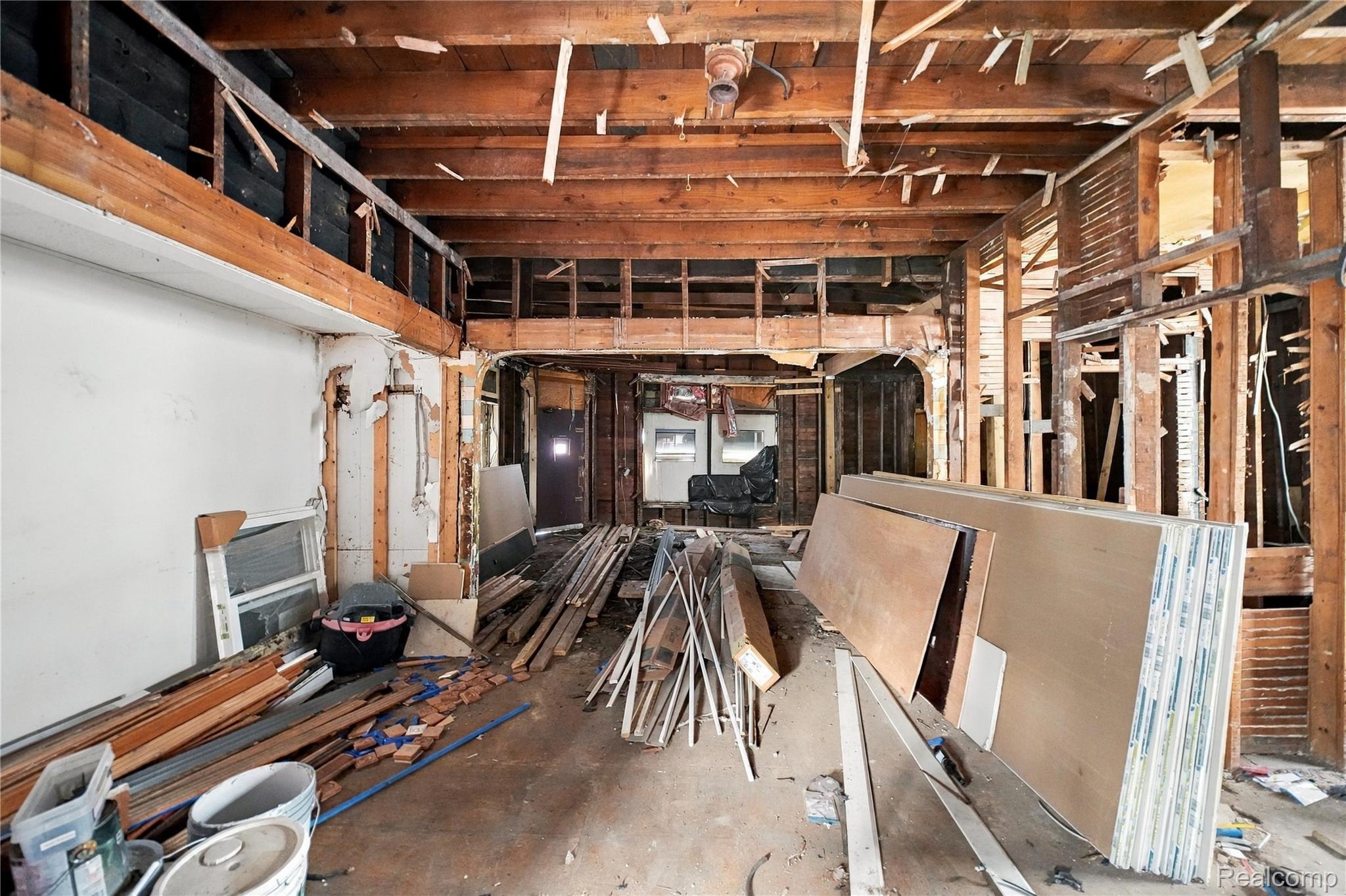 7387 Wheeler Street Property Photo 7