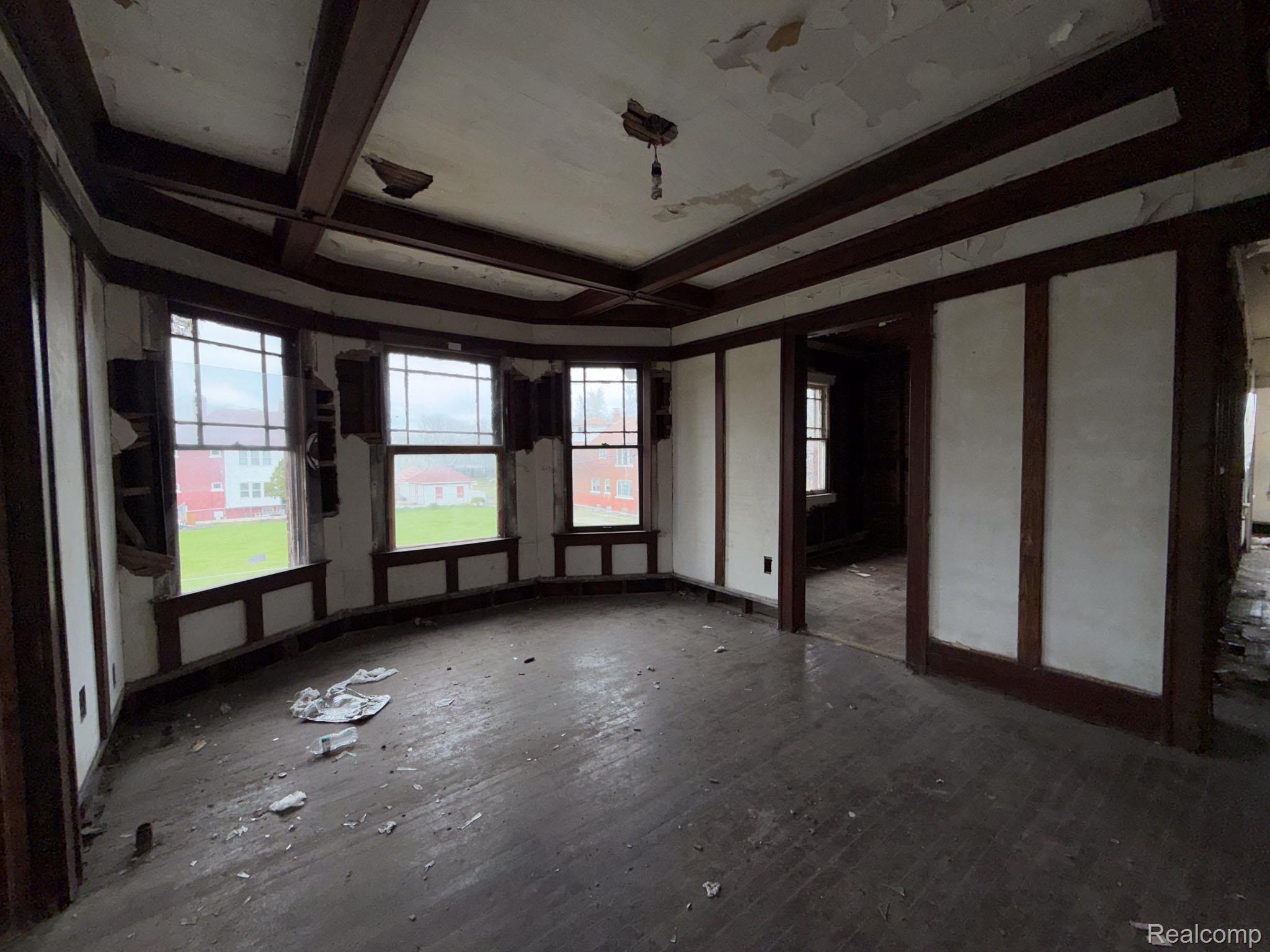 8788 Dexter Avenue Property Photo 13