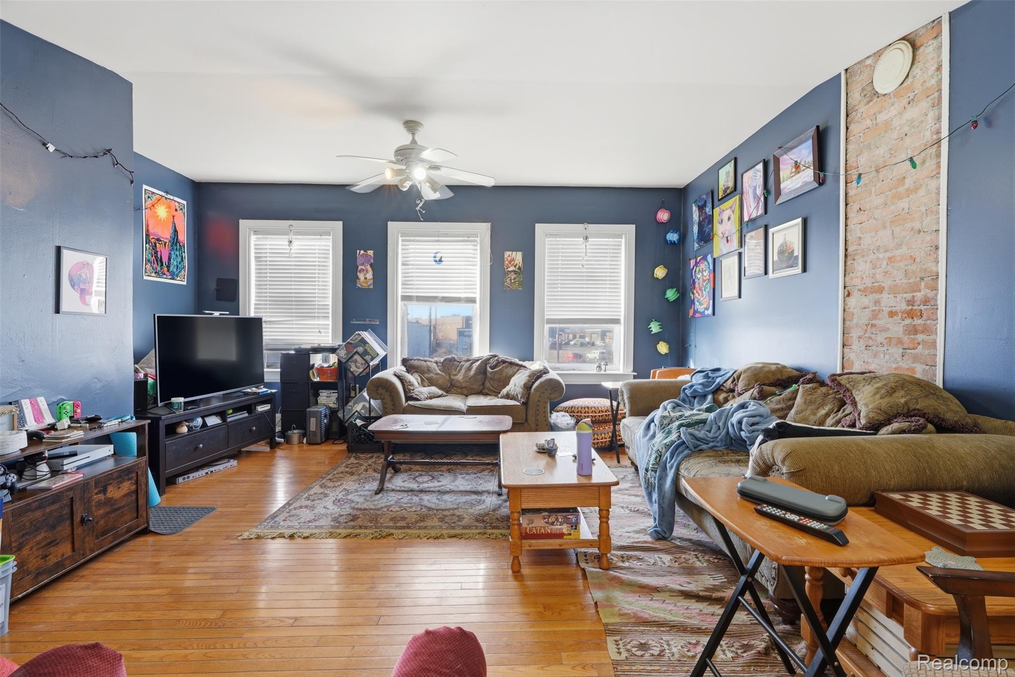 2538 Michigan Avenue Property Photo 4