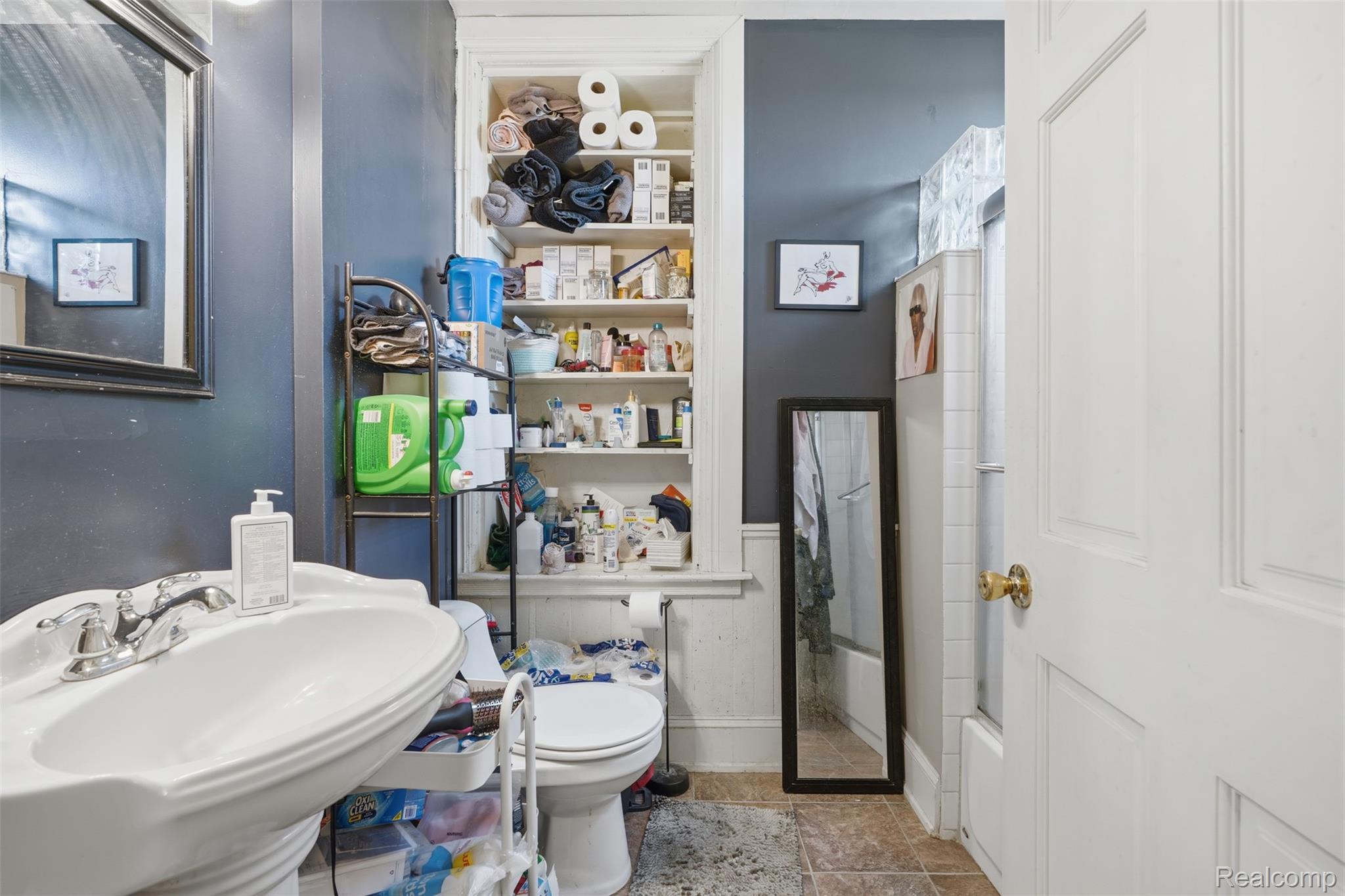 2538 Michigan Avenue Property Photo 11