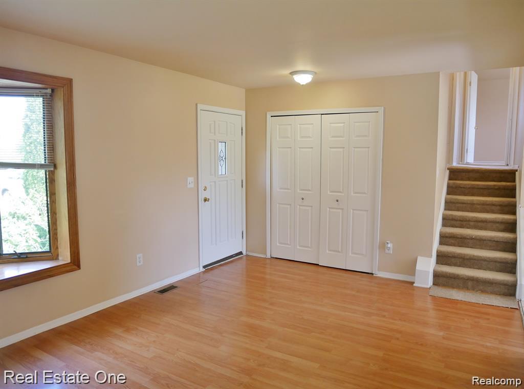 5102 Franklin Park Drive Property Photo 3