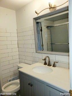 5102 Franklin Park Drive Property Photo 12