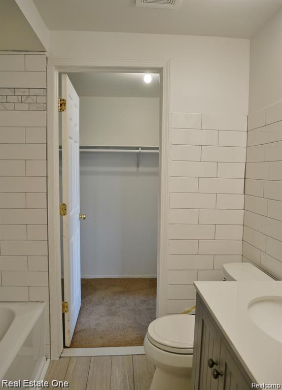 5102 Franklin Park Drive Property Photo 15