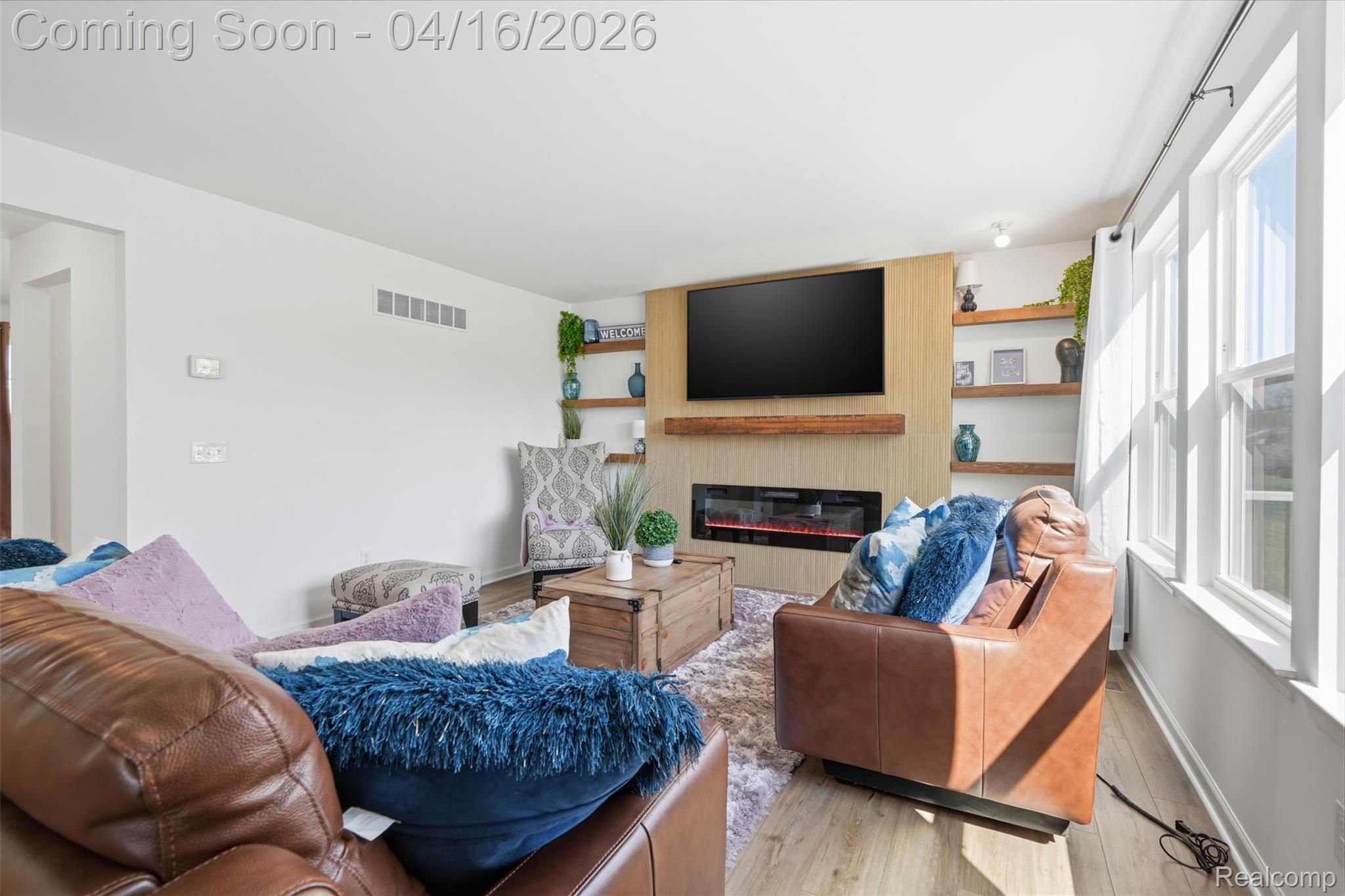 36323 Monroe Property Photo 6
