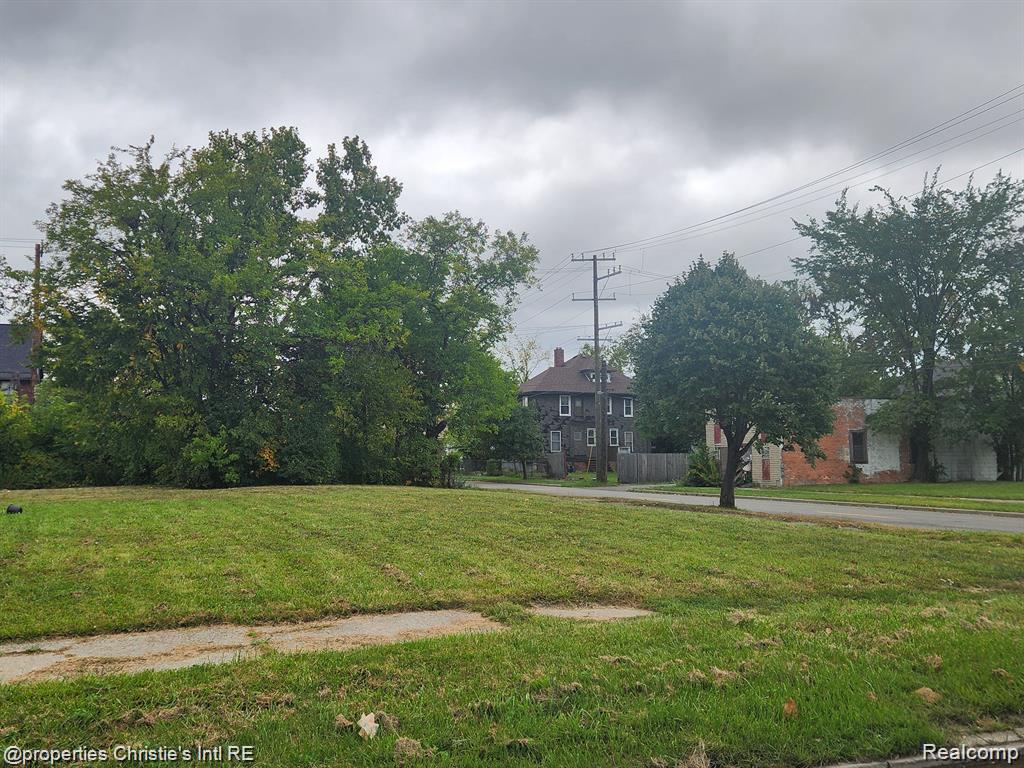 453 E Euclid Street Property Photo 1