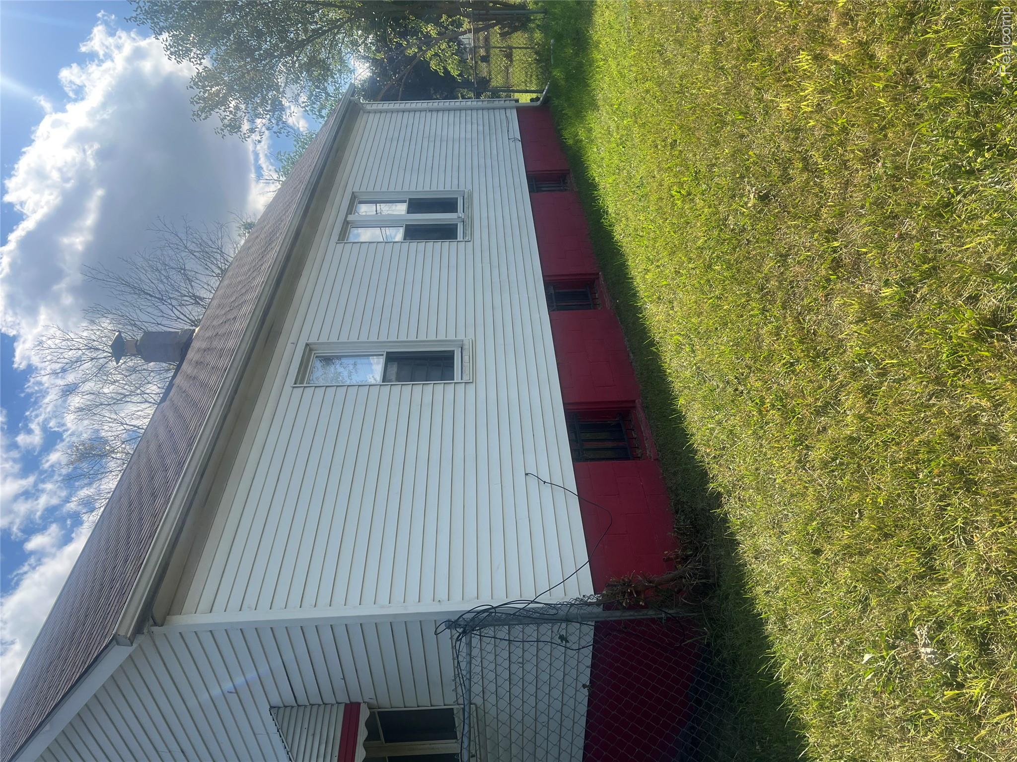 6147 Sheridan Street Property Photo 15