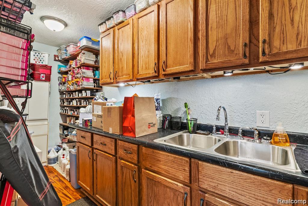 6197 Dixie Hwy Property Photo 7