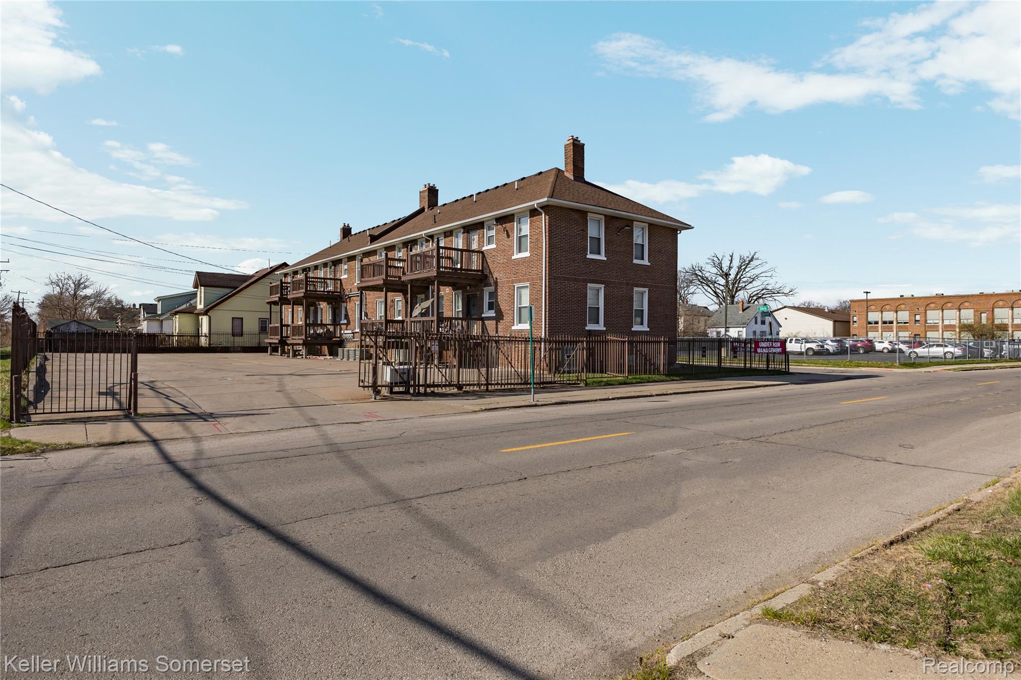 13660 Ohio Street Property Photo 31